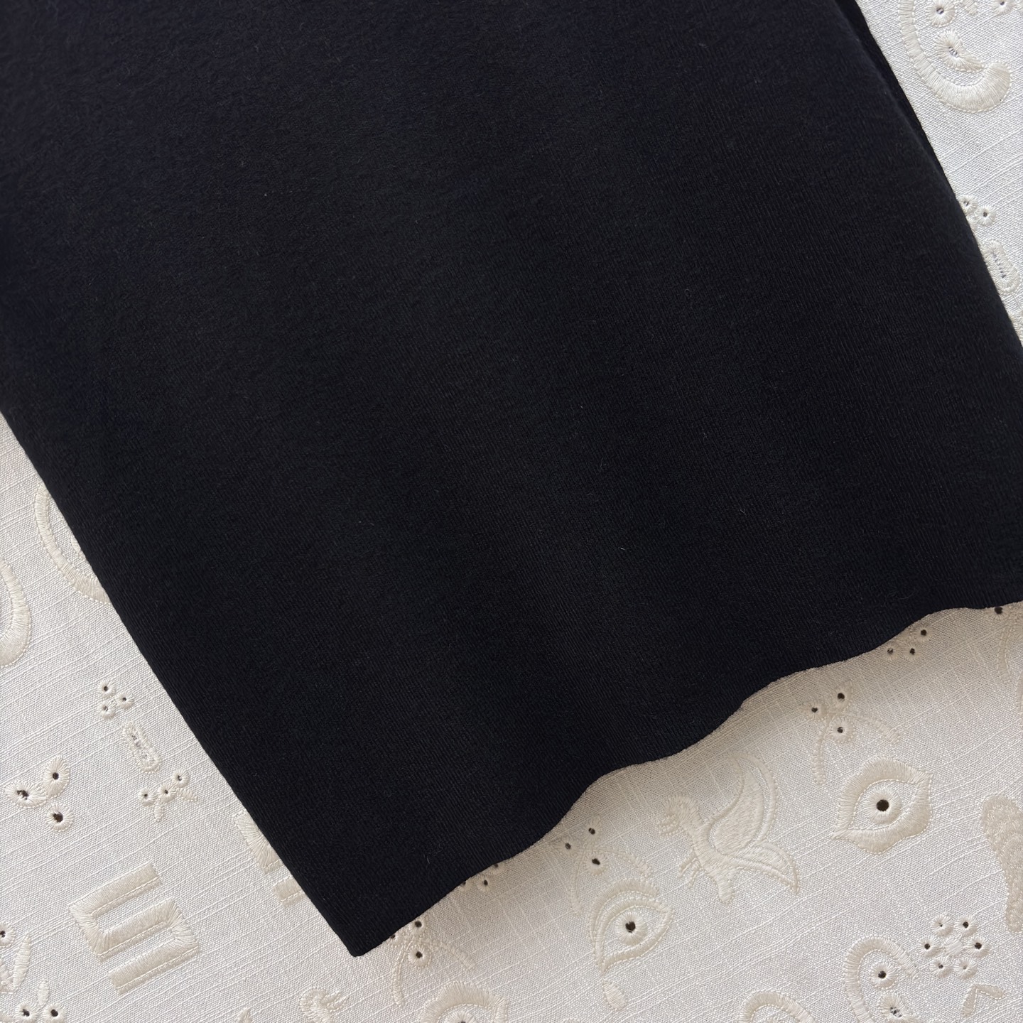 Sch 经典刺绣立体字母T恤 软糯亲肤的面料 春夏换季最值得入手的低调奢品 四色SML