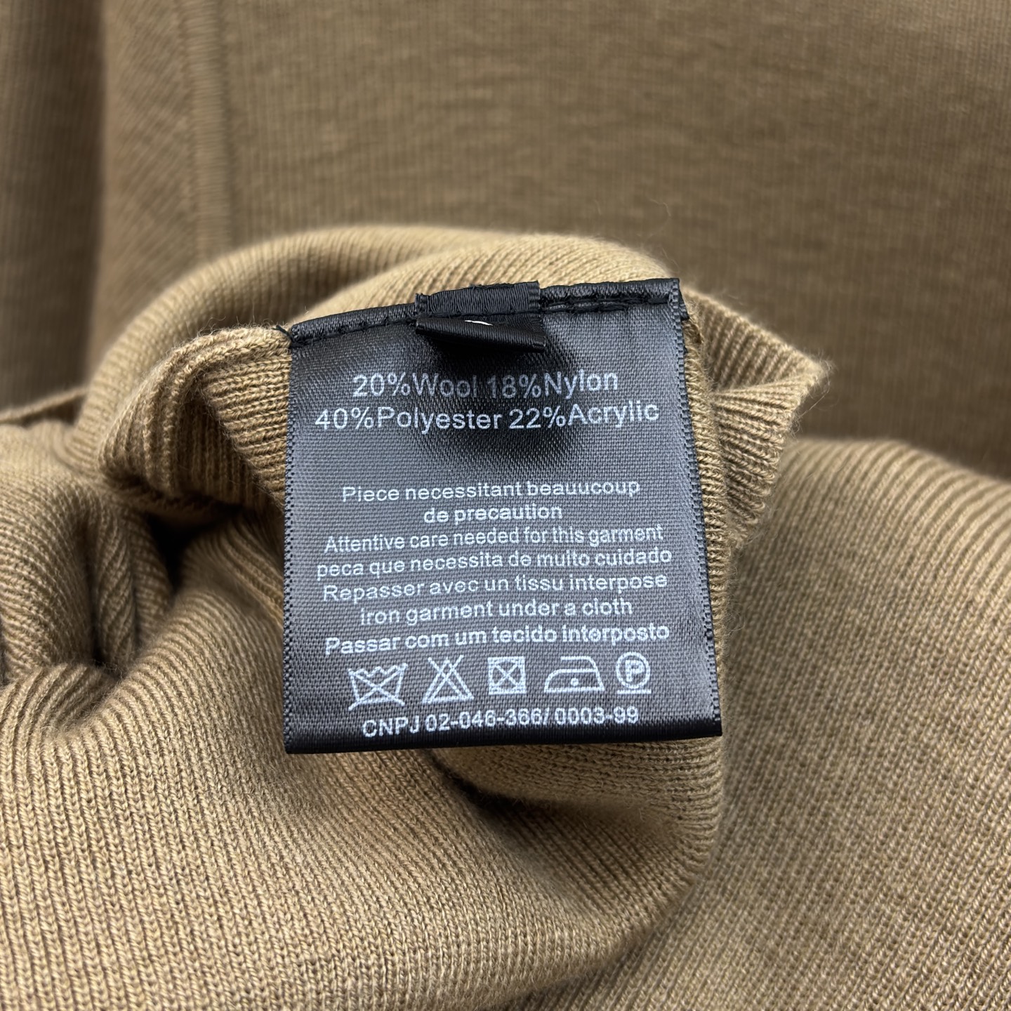 Sch 经典刺绣立体字母T恤 软糯亲肤的面料 春夏换季最值得入手的低调奢品 四色SML