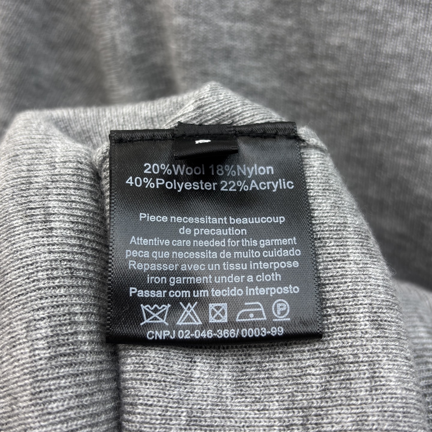 Sch 经典刺绣立体字母T恤 软糯亲肤的面料 春夏换季最值得入手的低调奢品 四色SML