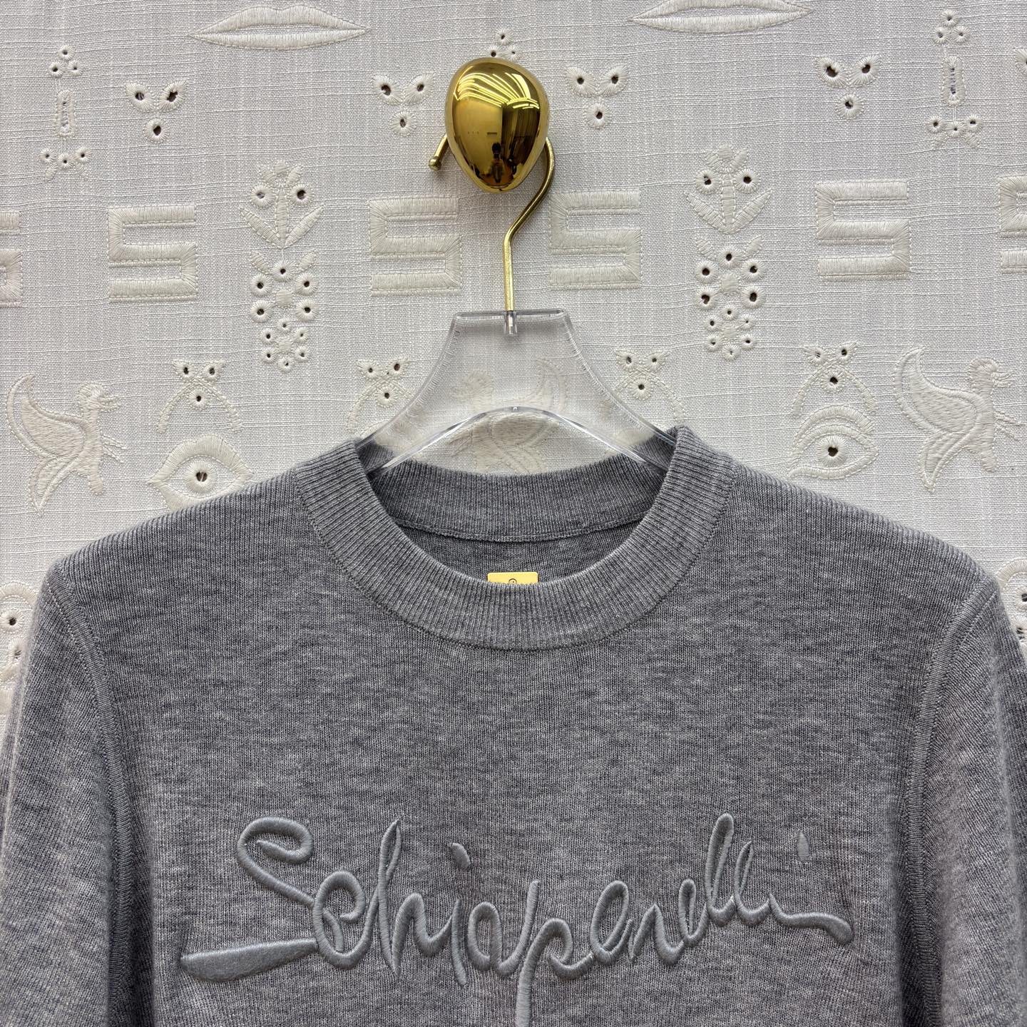 Sch 经典刺绣立体字母T恤 软糯亲肤的面料 春夏换季最值得入手的低调奢品 四色SML