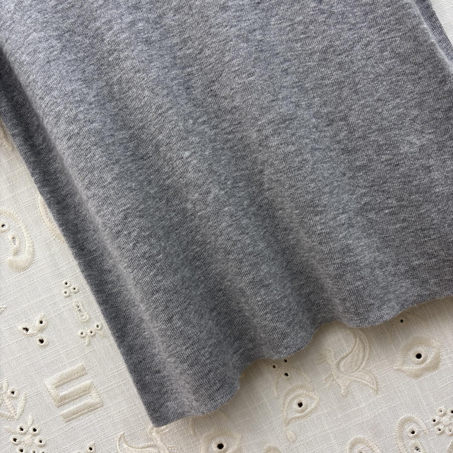 Sch 经典刺绣立体字母T恤 软糯亲肤的面料 春夏换季最值得入手的低调奢品 四色SML