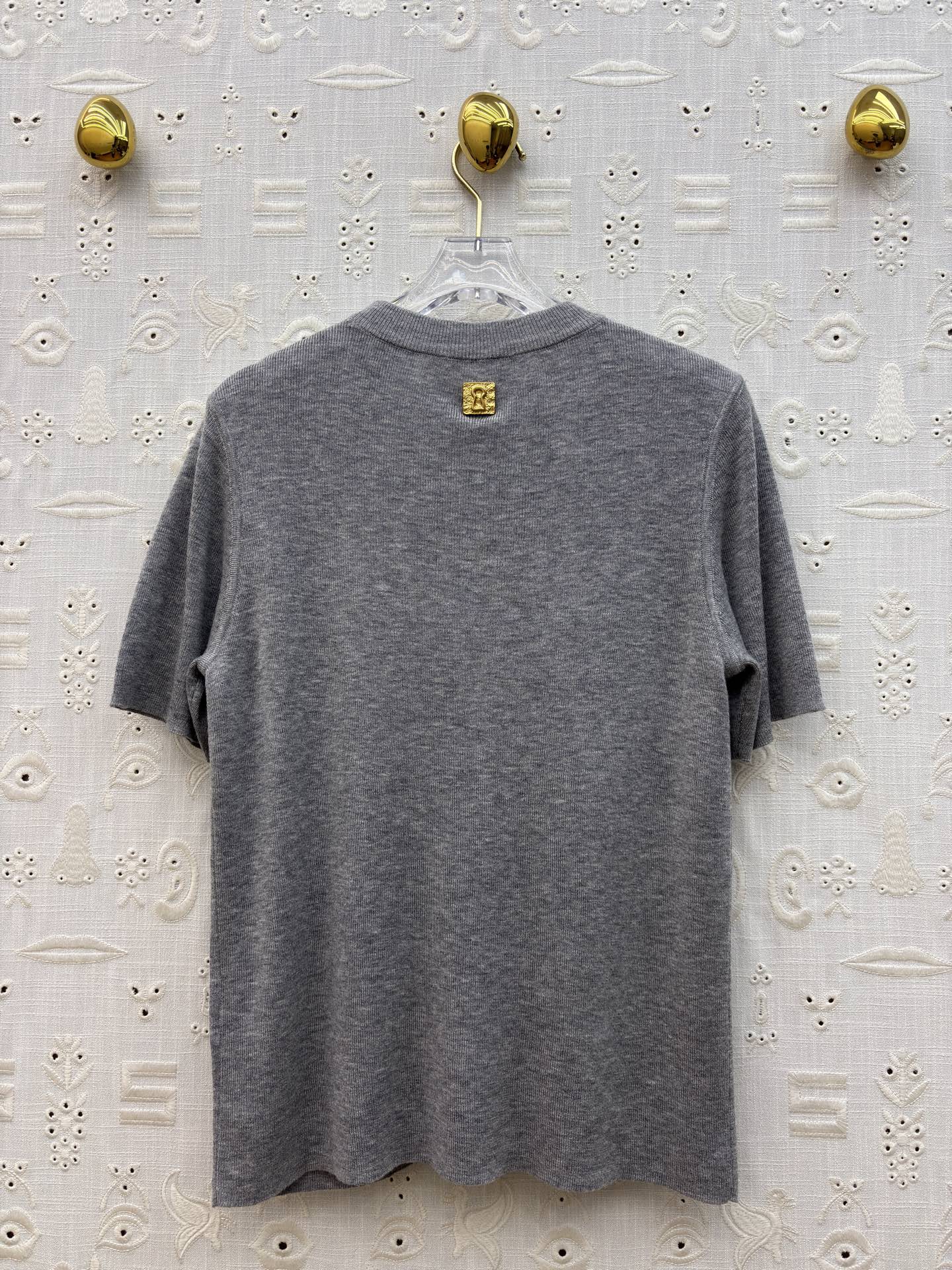 Sch 经典刺绣立体字母T恤 软糯亲肤的面料 春夏换季最值得入手的低调奢品 四色SML