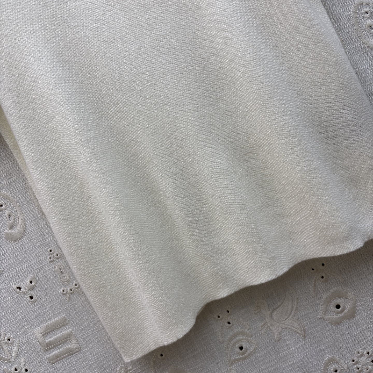 Sch 经典刺绣立体字母T恤 软糯亲肤的面料 春夏换季最值得入手的低调奢品 四色SML