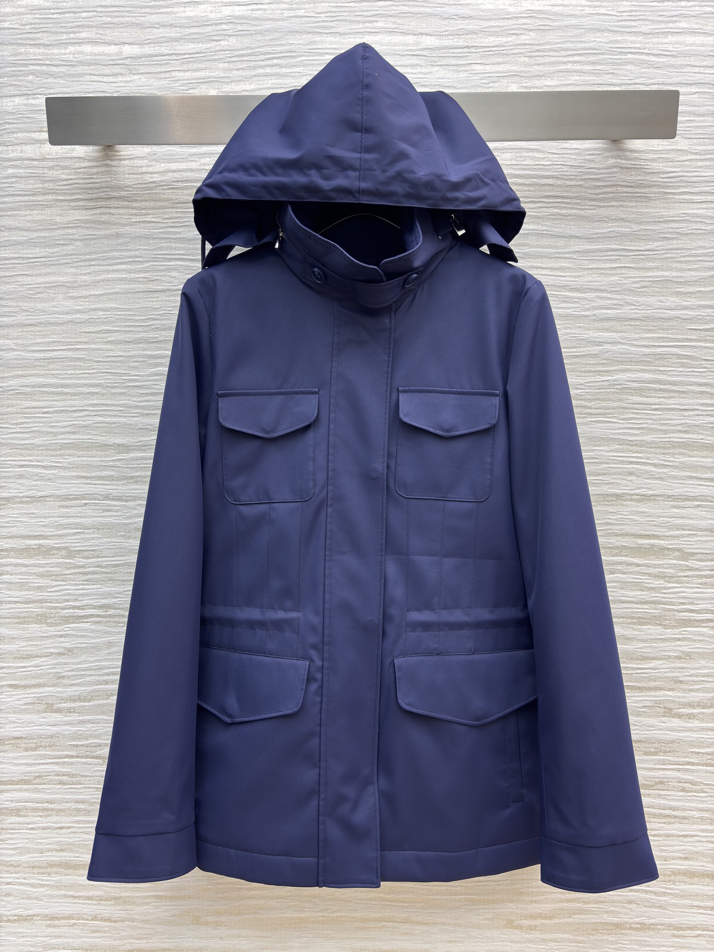 26早春 LP春款旅行者夹克外套 经典款的旅行者融合了自然与时尚 新增添了浅绿和蓝色系 时髦精不要错过 