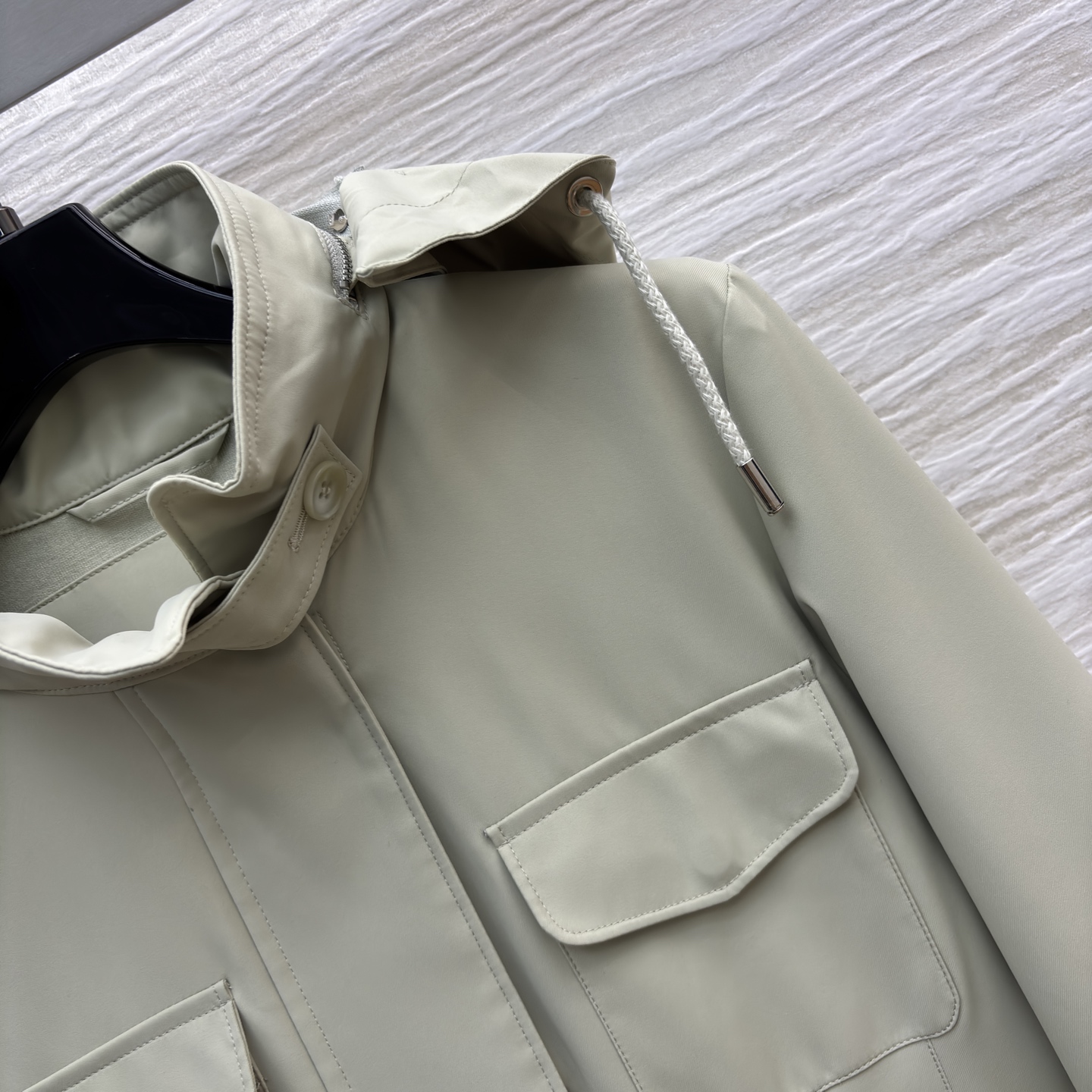 26早春 LP春款旅行者夹克外套 经典款的旅行者融合了自然与时尚 新增添了浅绿和蓝色系 时髦精不要错过 