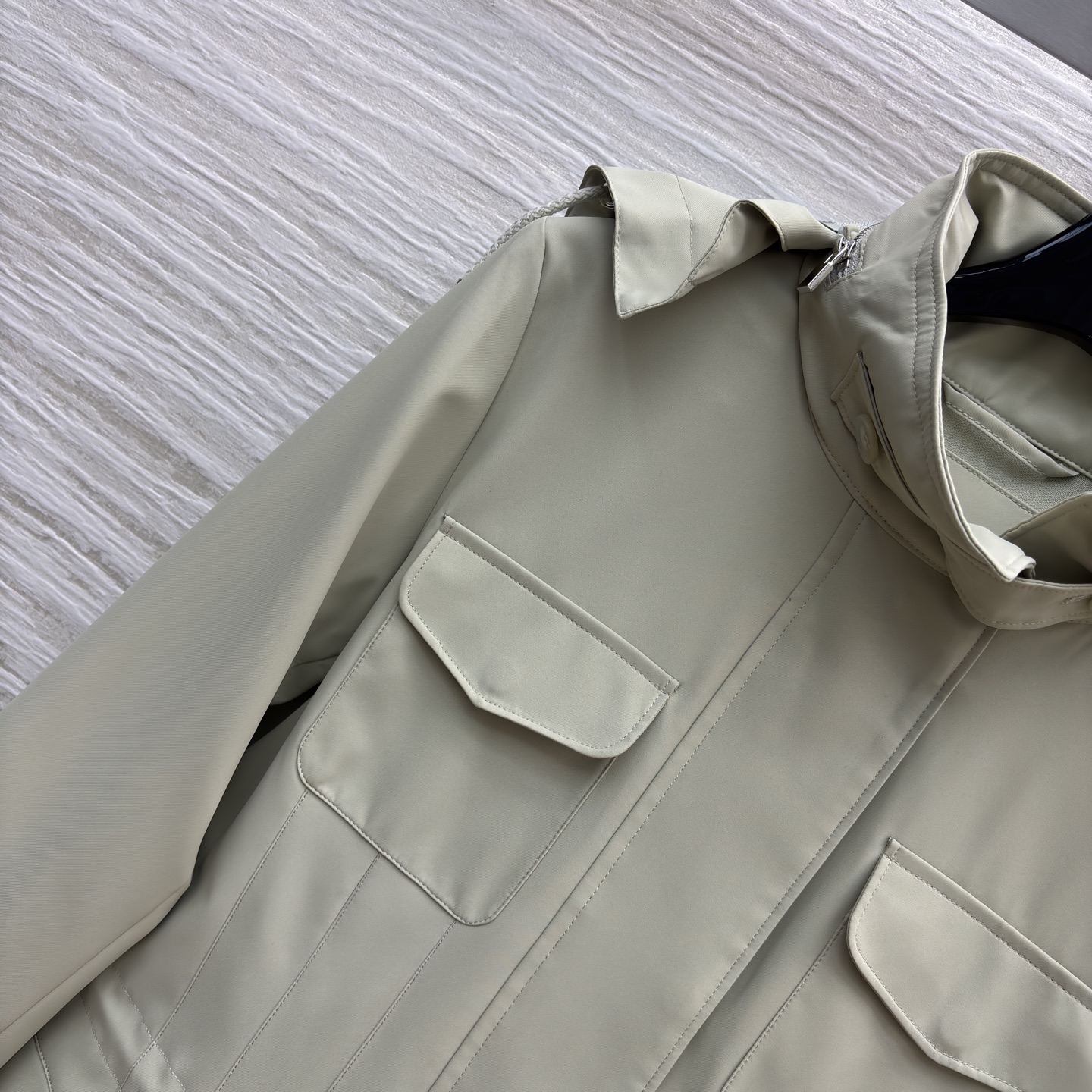 26早春 LP春款旅行者夹克外套 经典款的旅行者融合了自然与时尚 新增添了浅绿和蓝色系 时髦精不要错过 