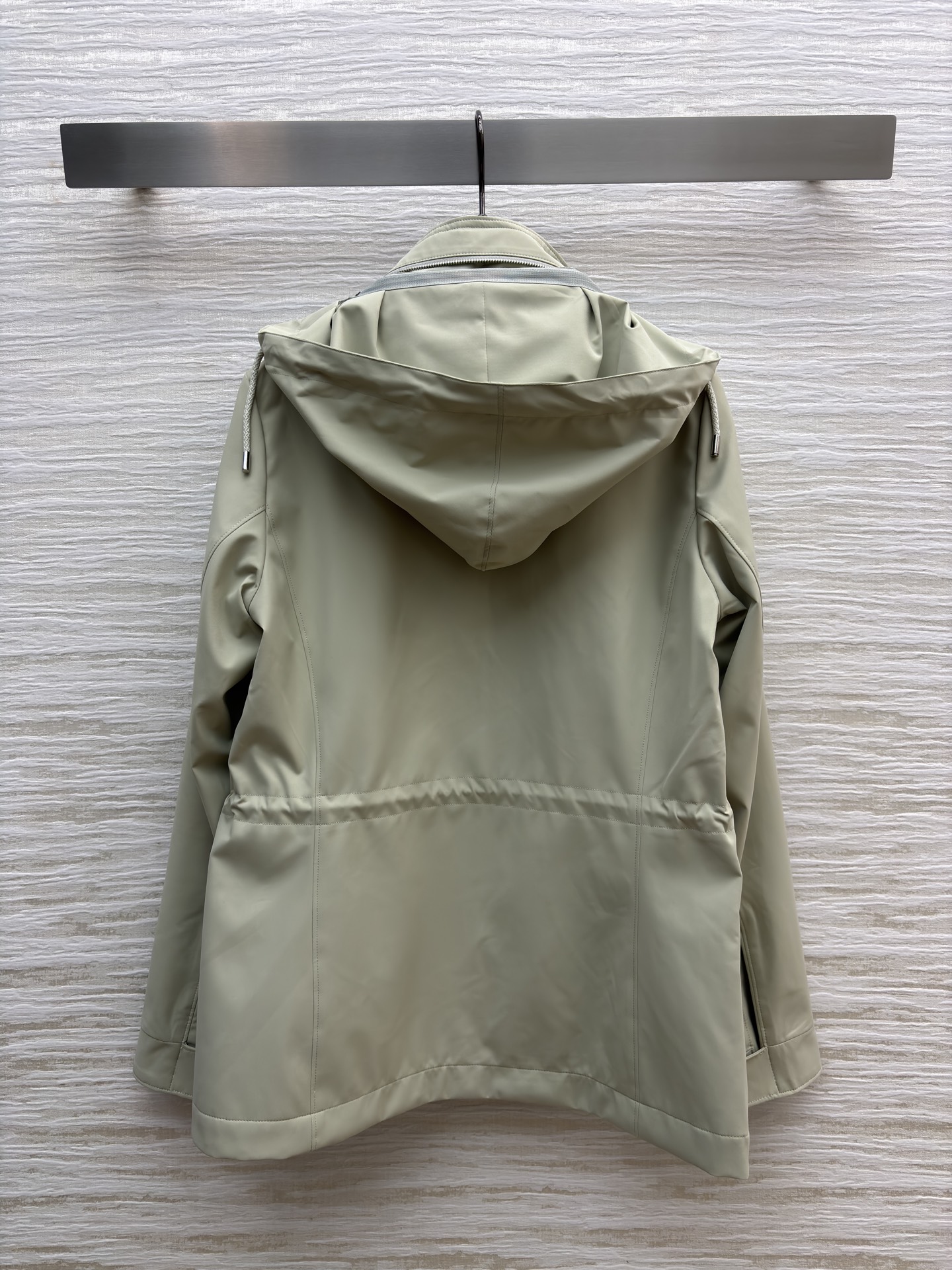 26早春 LP春款旅行者夹克外套 经典款的旅行者融合了自然与时尚 新增添了浅绿和蓝色系 时髦精不要错过 