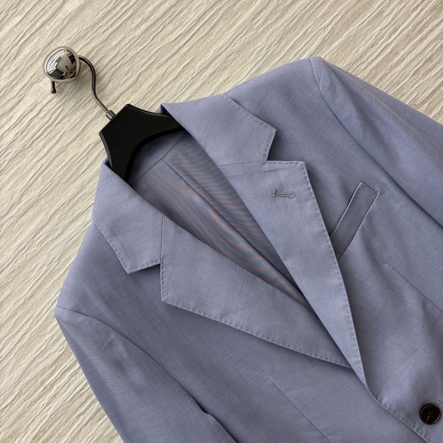 Loro piana 26春季新品 两粒扣轻奢亚麻西服 衣橱BI入百搭单品 上身神级时髦显贵气 舒适透气