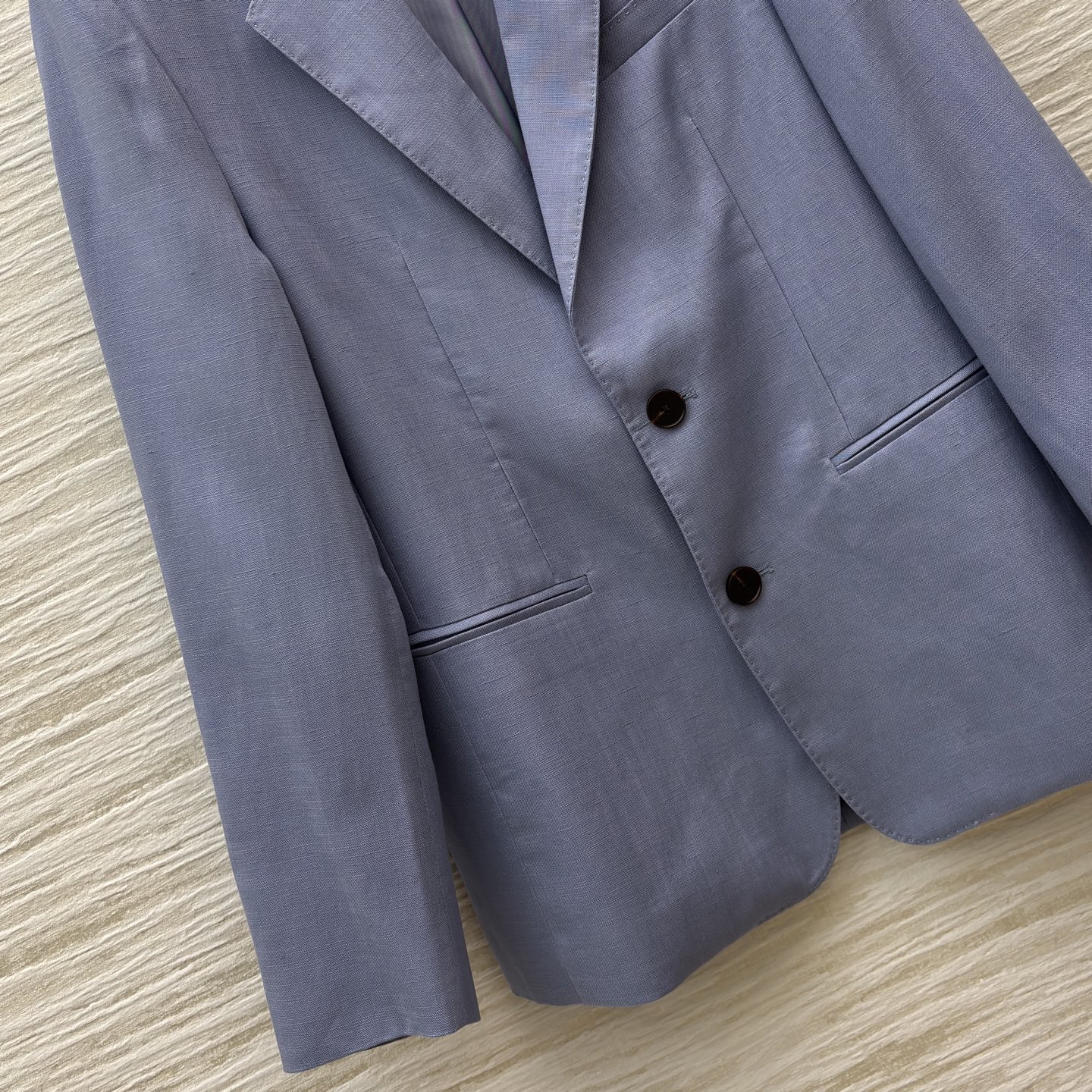 Loro piana 26春季新品 两粒扣轻奢亚麻西服 衣橱BI入百搭单品 上身神级时髦显贵气 舒适透气
