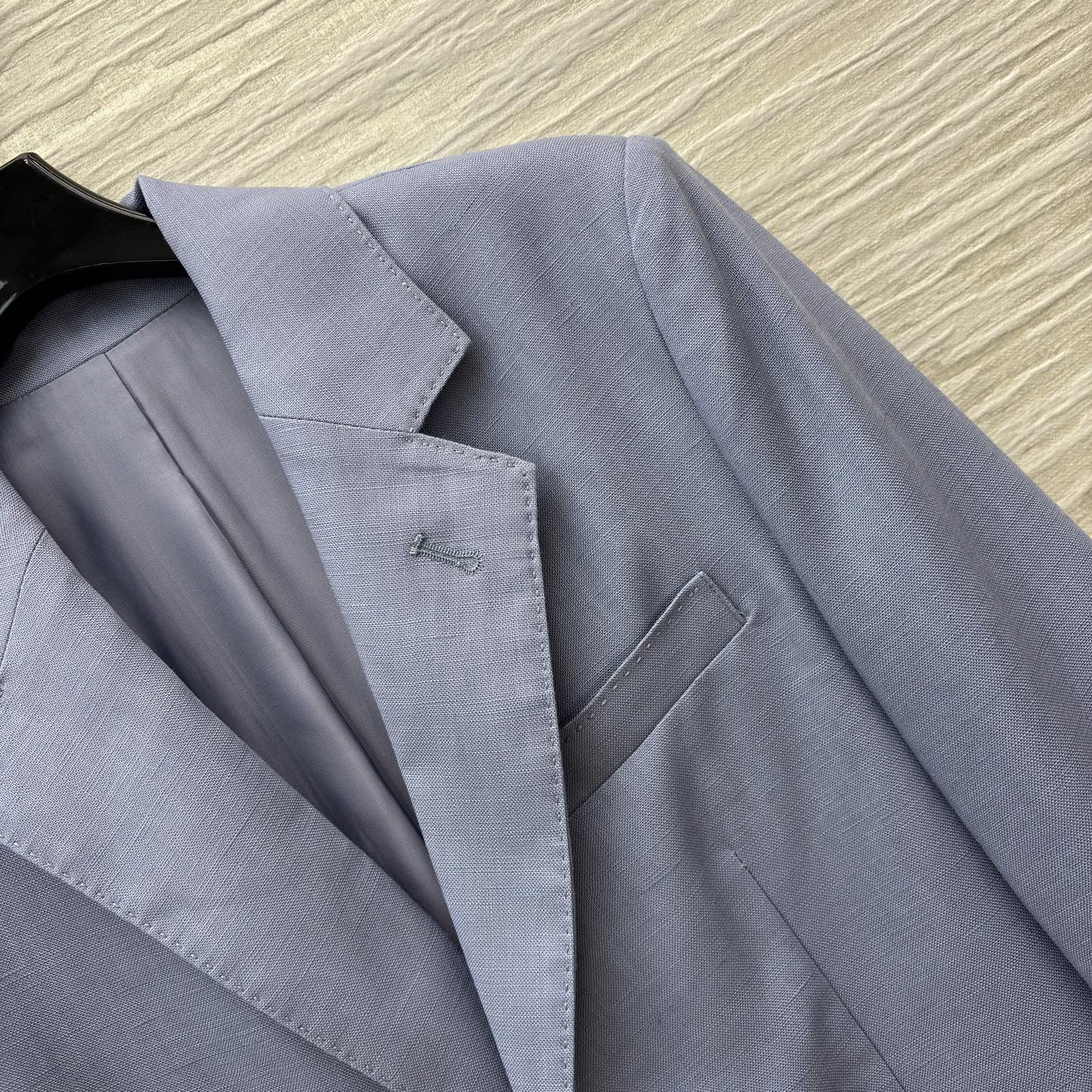 Loro piana 26春季新品 两粒扣轻奢亚麻西服 衣橱BI入百搭单品 上身神级时髦显贵气 舒适透气
