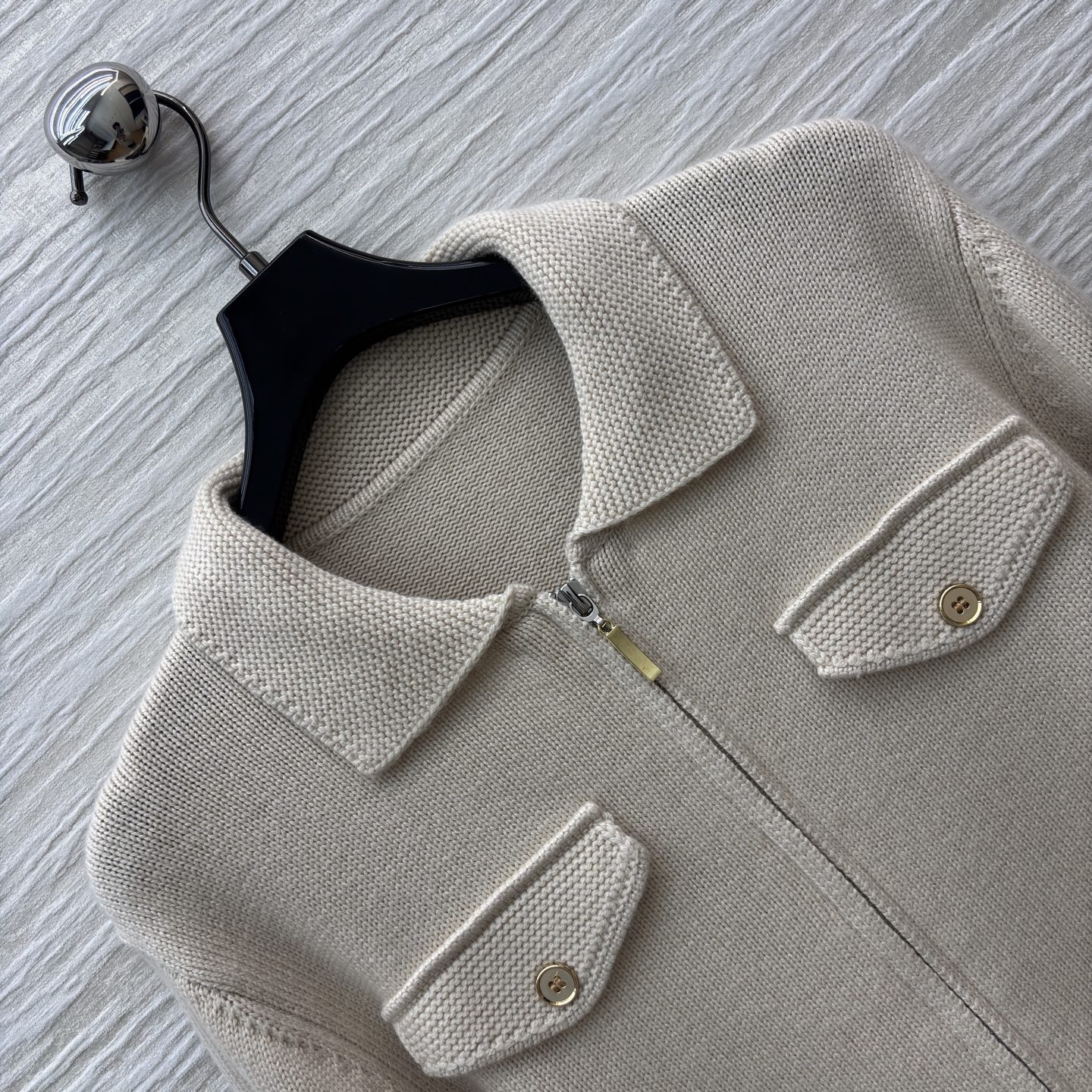 26春季新品 LP简约拉链针织夹克 新年胶囊系列 演绎精致百搭风范~山羊绒混纺面料 匠心打造 质感柔软细