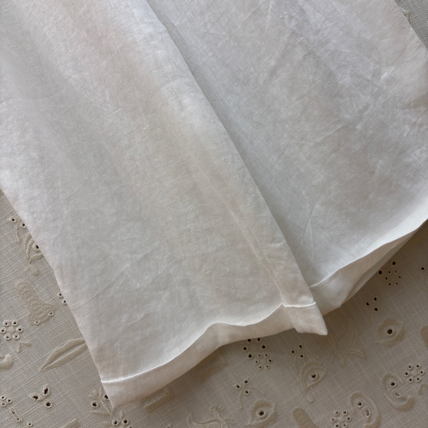 Sch亚麻阔腿裤 把松弛感焊在身上 高腰系带勾勒腰线 宽松版型藏肉显瘦 透气亚麻自带度假氛围 通勤出街一