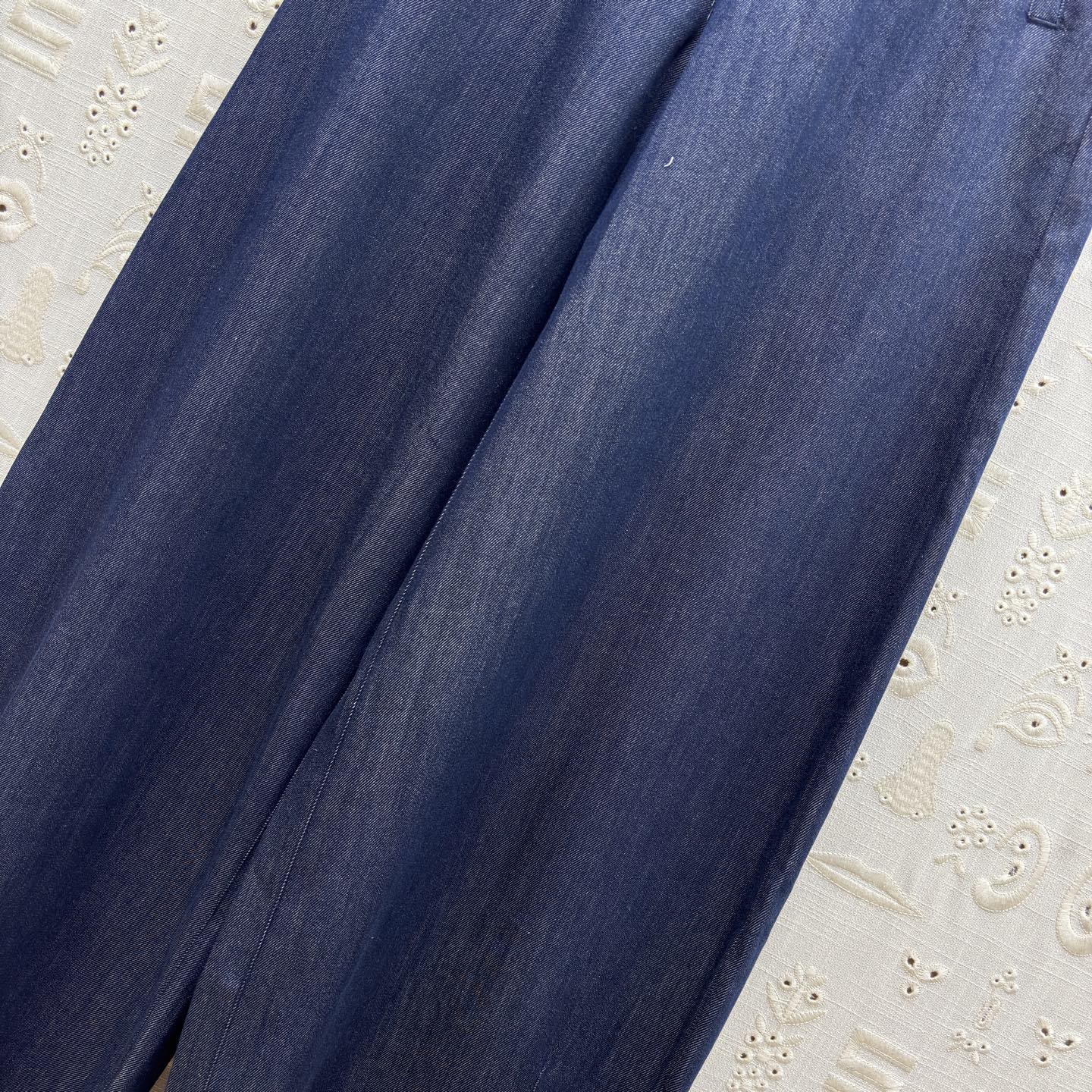 Sch 26新款极 藏青丹宁阔腿裤 把松弛感和气场焊在身上 高腰金扣+垂感剪裁 秒变三七分大长腿 垂感满