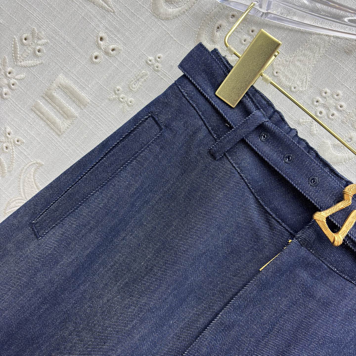 Sch 26新款极 藏青丹宁阔腿裤 把松弛感和气场焊在身上 高腰金扣+垂感剪裁 秒变三七分大长腿 垂感满