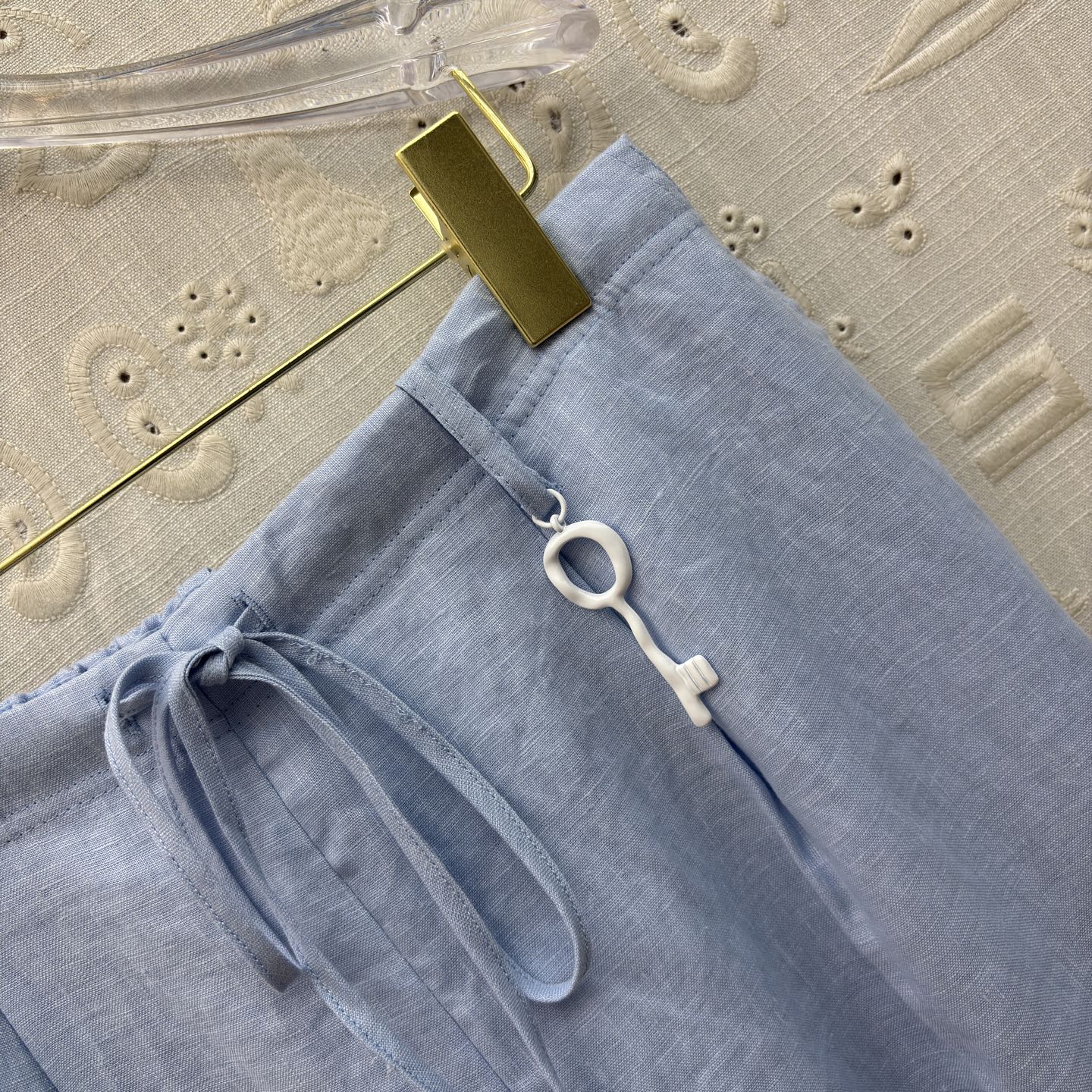 Sch 26新款 高级感亚麻套装 自带清冷贵气 亚麻面料 细节精致点睛 衬衫利落有型 阔腿裤藏肉显瘦 一