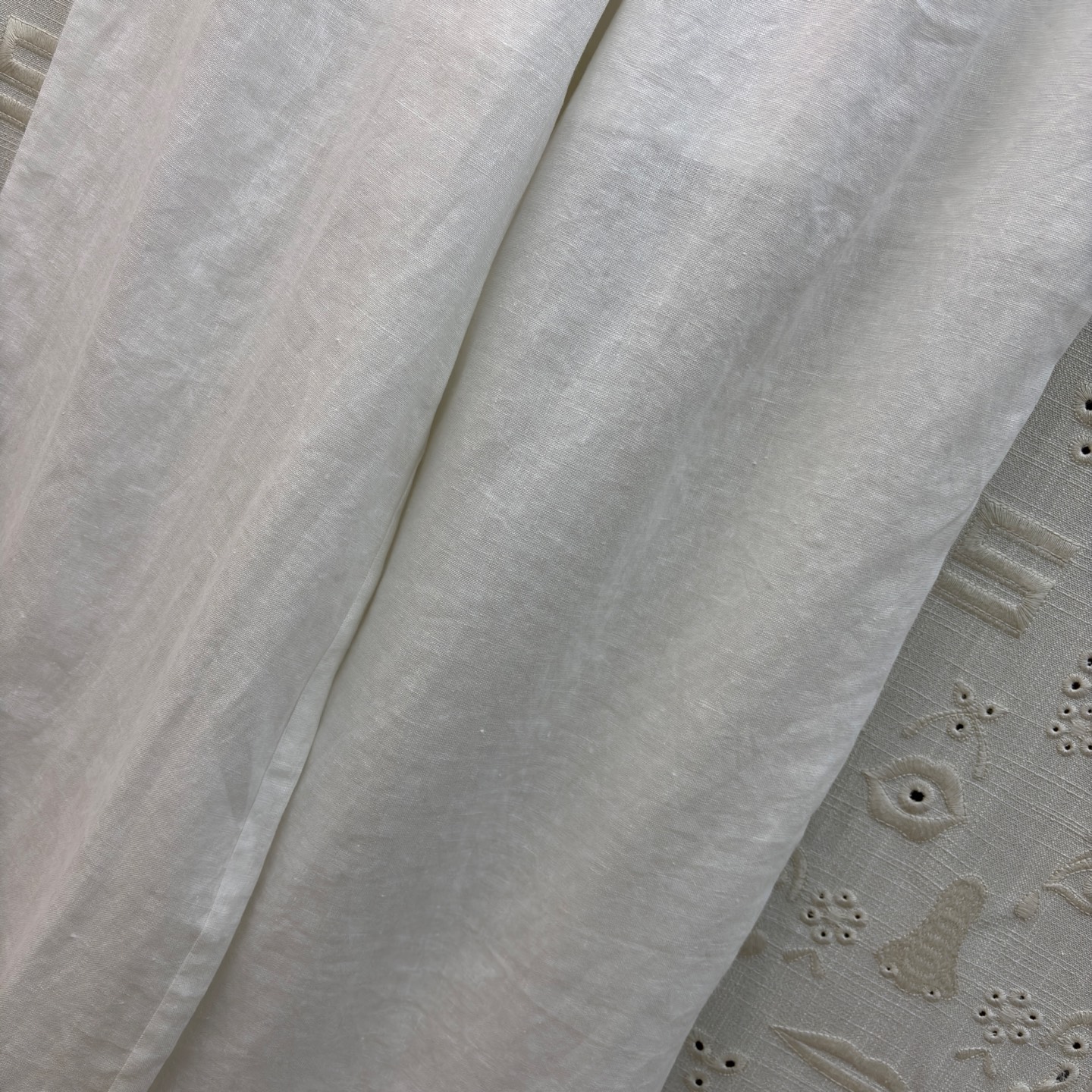 Sch 26新款 高级感亚麻套装 自带清冷贵气 亚麻面料 细节精致点睛 衬衫利落有型 阔腿裤藏肉显瘦 一