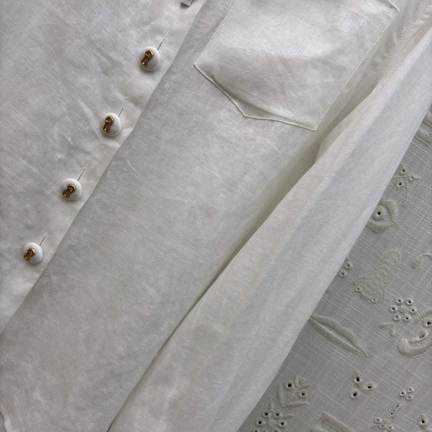 Sch 26新款 高级感亚麻套装 自带清冷贵气 亚麻面料 细节精致点睛 衬衫利落有型 阔腿裤藏肉显瘦 一