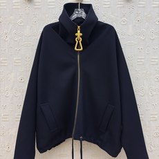 Sch26秀款 大翻领拉链卫衣 Oversize版型 男女都可以驾驭 简约设计风格 后背刺绣🪡设计 开模异形大拉头装饰 Sch26秀款 大翻领拉链卫衣 Oversize版型 男女都可以驾驭 简约设计风格 后背刺绣🪡设计 开模异形大拉头装饰