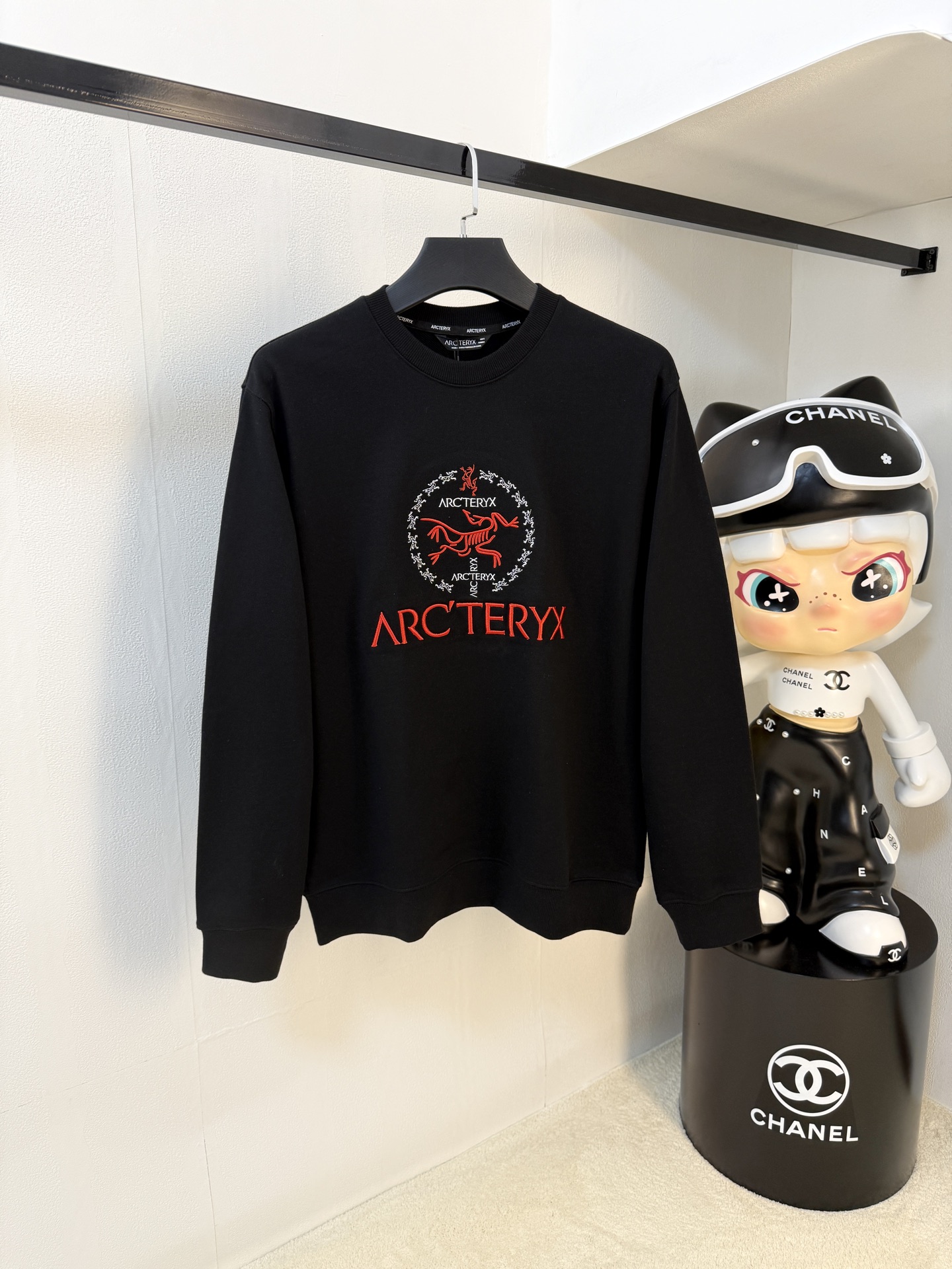 P始祖鸟25SS【新品】最新最顶级版本精美工艺圆领卫衣，最顶级的品质专柜原单套头衫，顶级制作工艺进口面料