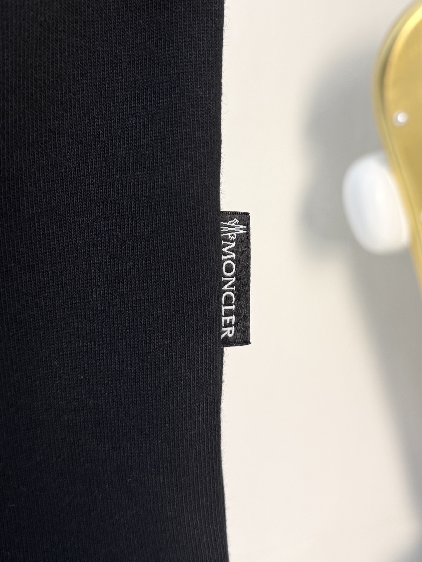 P蒙口25SS【新品】最新最顶级版本精美工艺圆领卫衣，最顶级的品质专柜原单套头衫，顶级制作工艺进口面料，