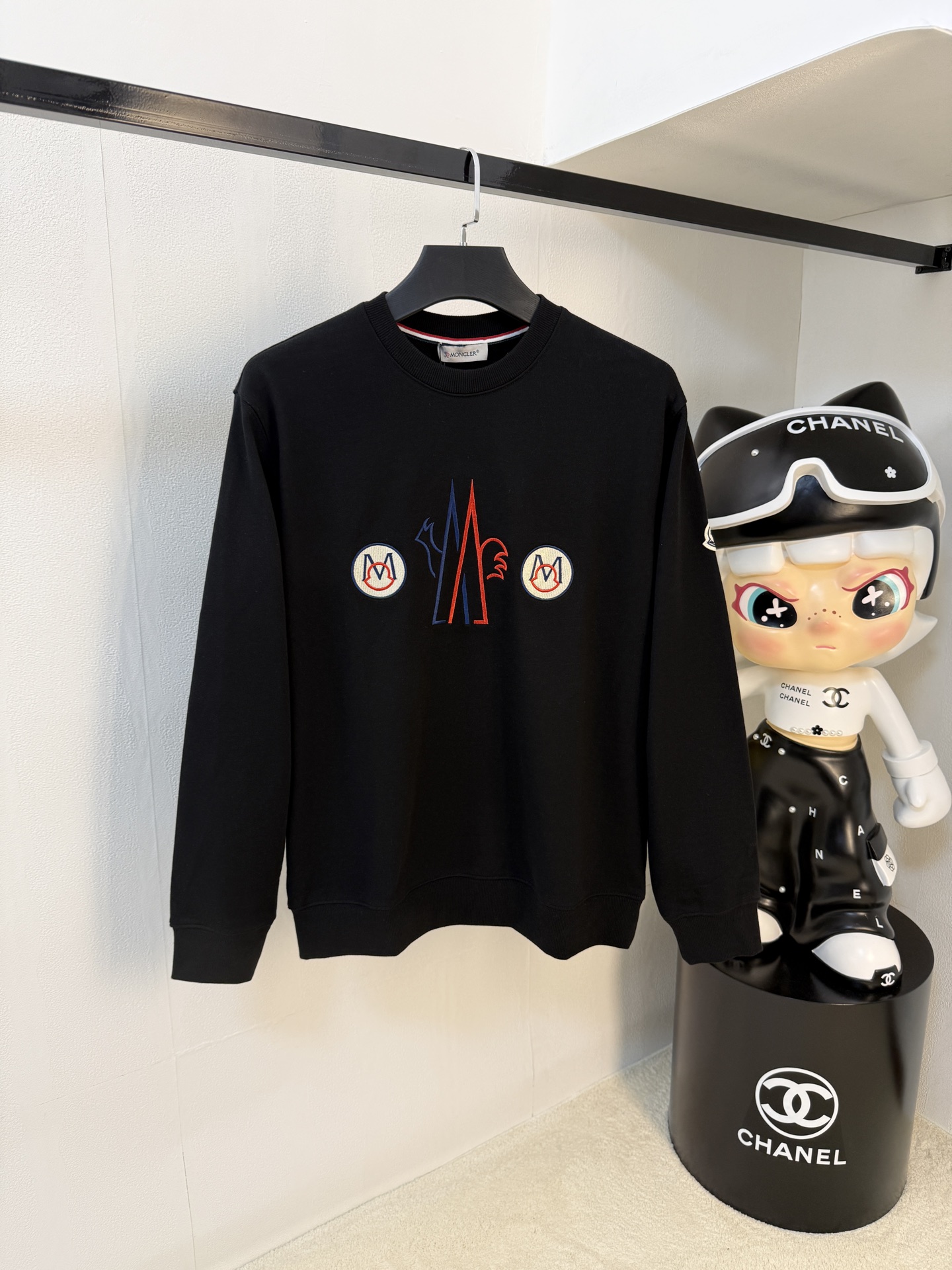 P蒙口25SS【新品】最新最顶级版本精美工艺圆领卫衣，最顶级的品质专柜原单套头衫，顶级制作工艺进口面料，