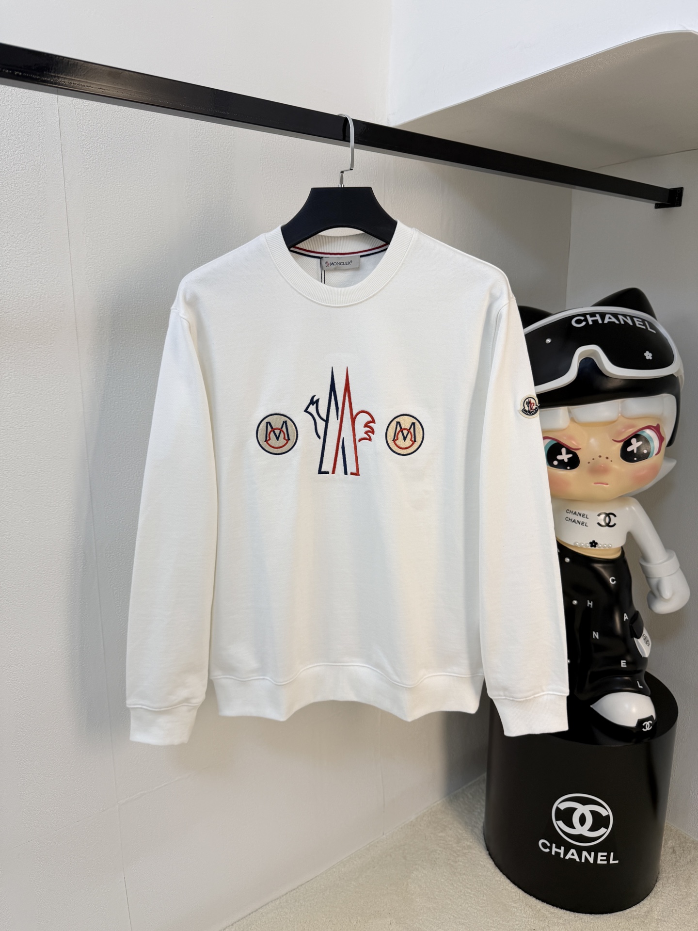 P蒙口25SS【新品】最新最顶级版本精美工艺圆领卫衣，最顶级的品质专柜原单套头衫，顶级制作工艺进口面料，