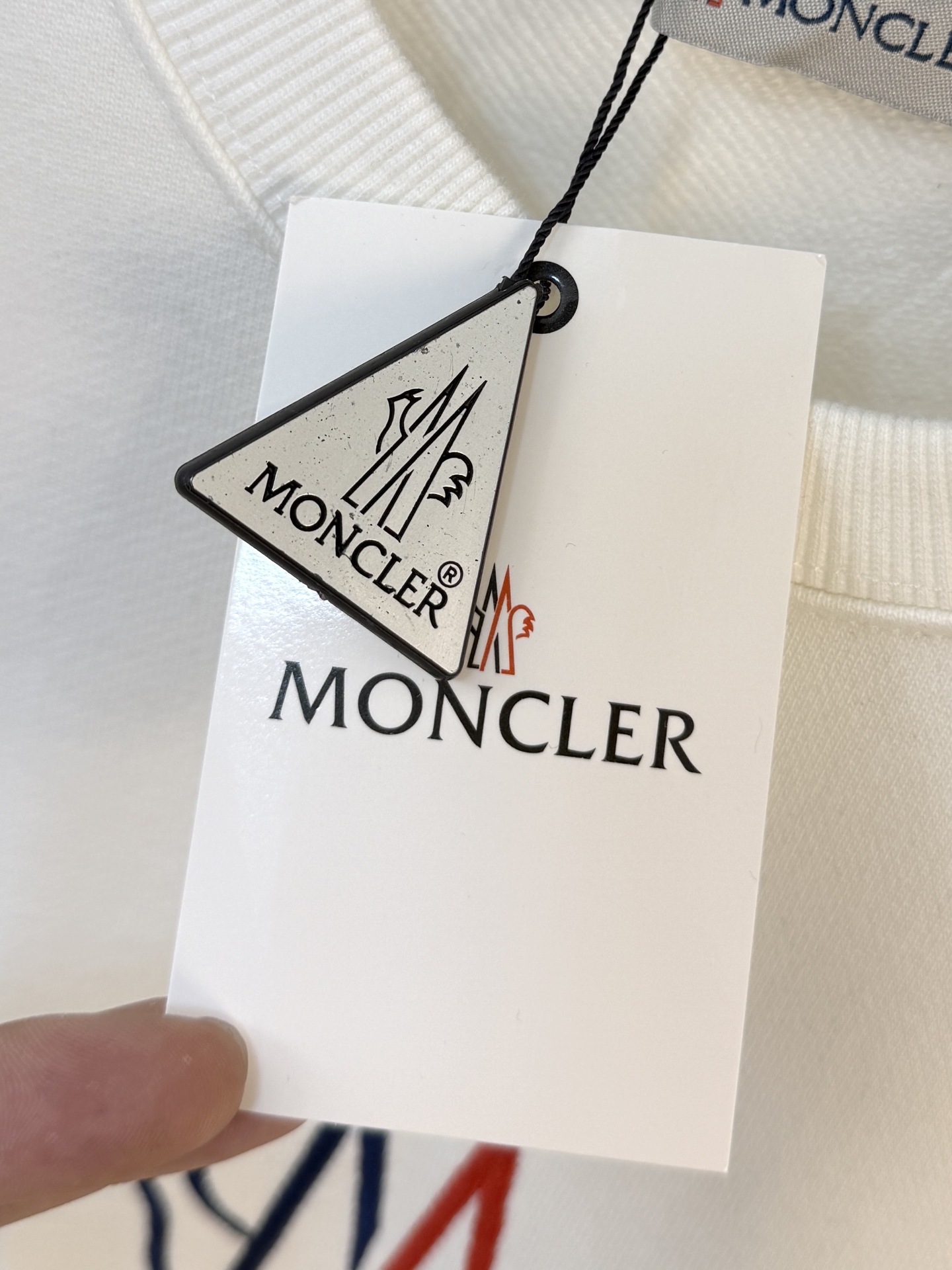 P蒙口25SS【新品】最新最顶级版本精美工艺圆领卫衣，最顶级的品质专柜原单套头衫，顶级制作工艺进口面料，