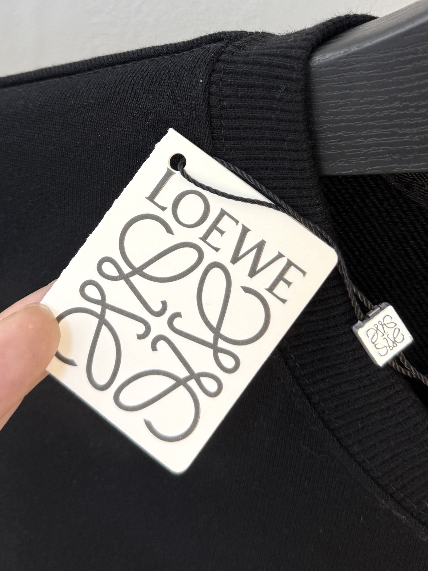 P罗意威25SS【新品】最新最顶级版本精美工艺圆领卫衣，最顶级的品质专柜原单套头衫，顶级制作工艺进口面料