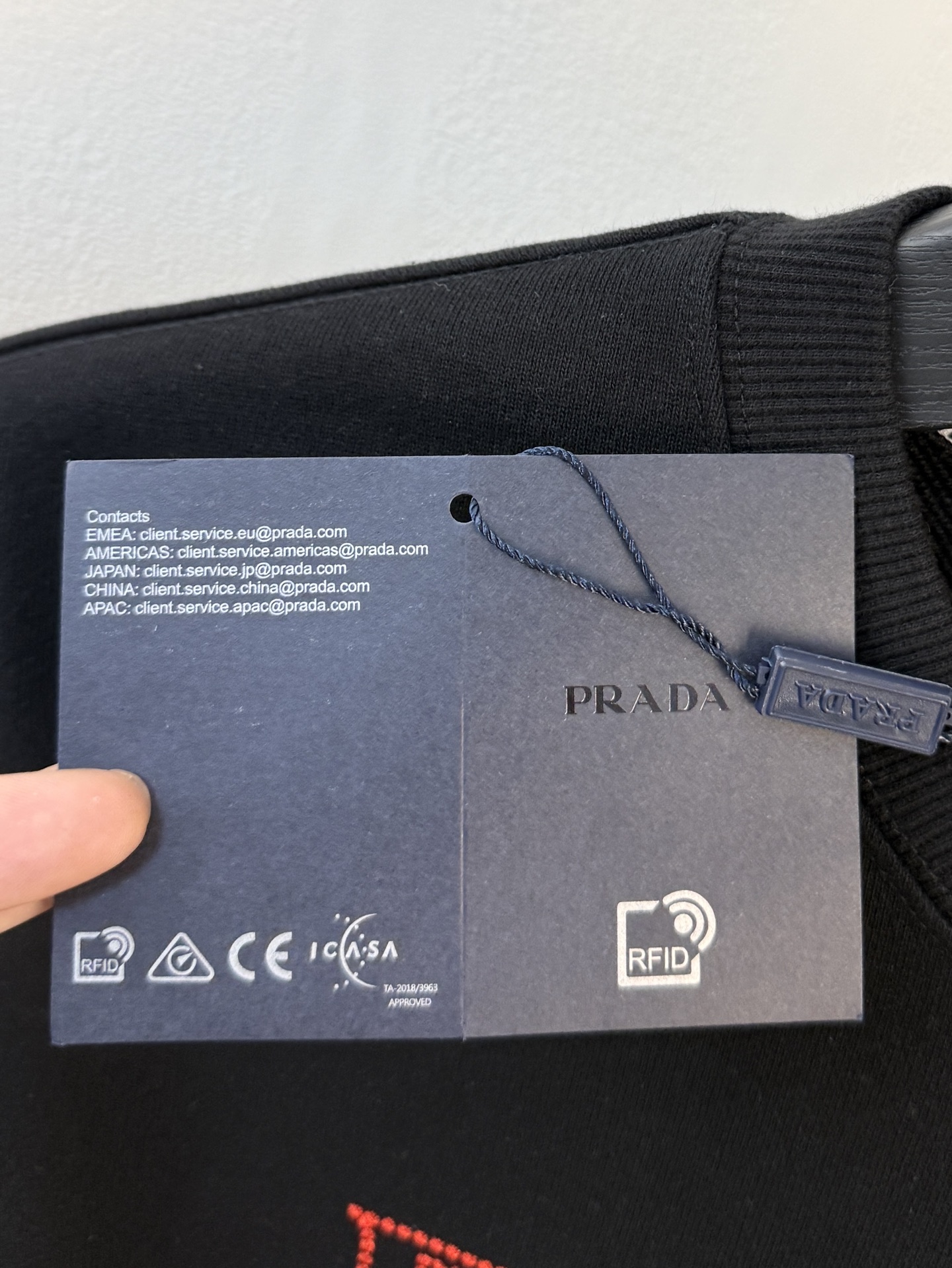 P普拉达25SS【新品】最新最顶级版本精美工艺圆领卫衣，最顶级的品质专柜原单套头衫，顶级制作工艺进口面料