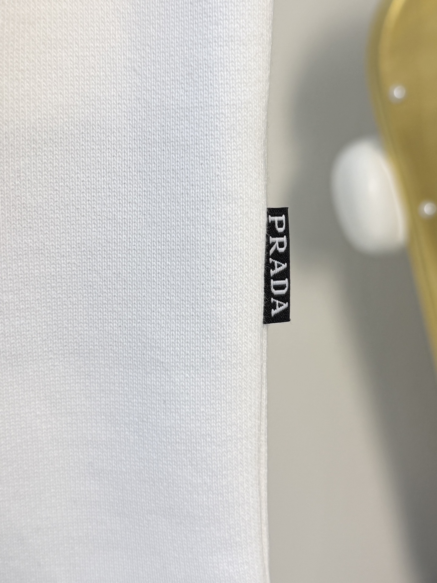 P普拉达25SS【新品】最新最顶级版本精美工艺圆领卫衣，最顶级的品质专柜原单套头衫，顶级制作工艺进口面料