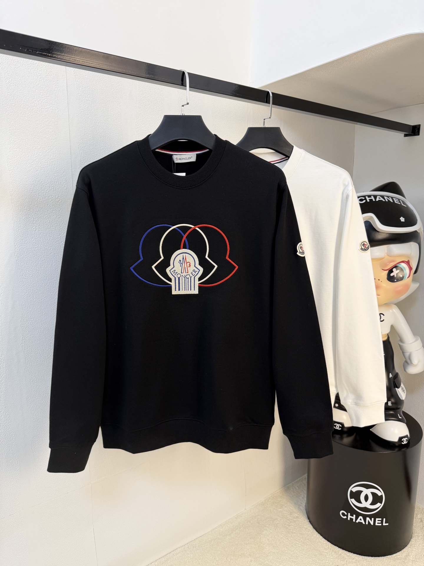 P蒙口25SS【新品】最新最顶级版本精美工艺圆领卫衣，最顶级的品质专柜原单套头衫，顶级制作工艺进口面料，