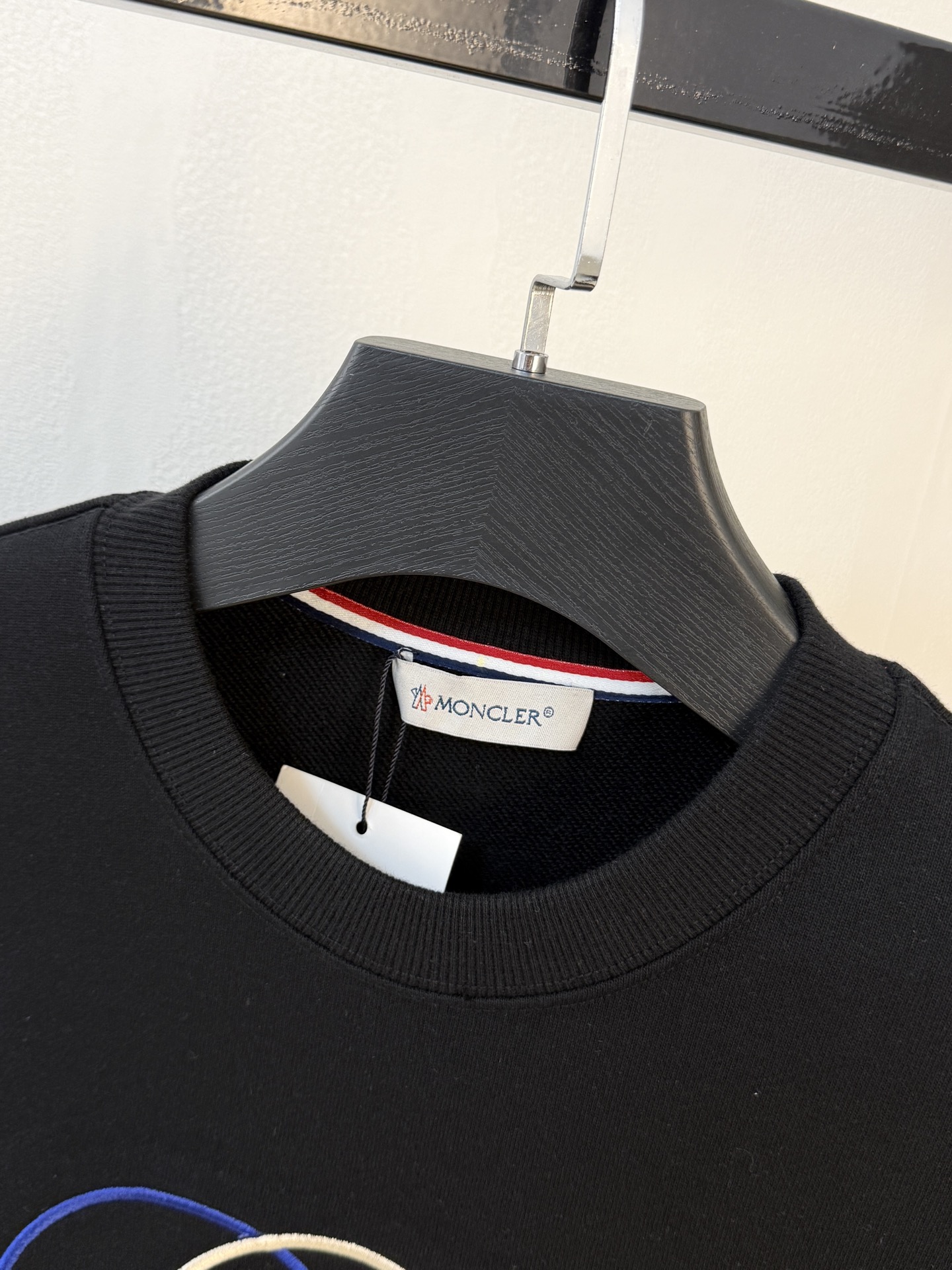 P蒙口25SS【新品】最新最顶级版本精美工艺圆领卫衣，最顶级的品质专柜原单套头衫，顶级制作工艺进口面料，