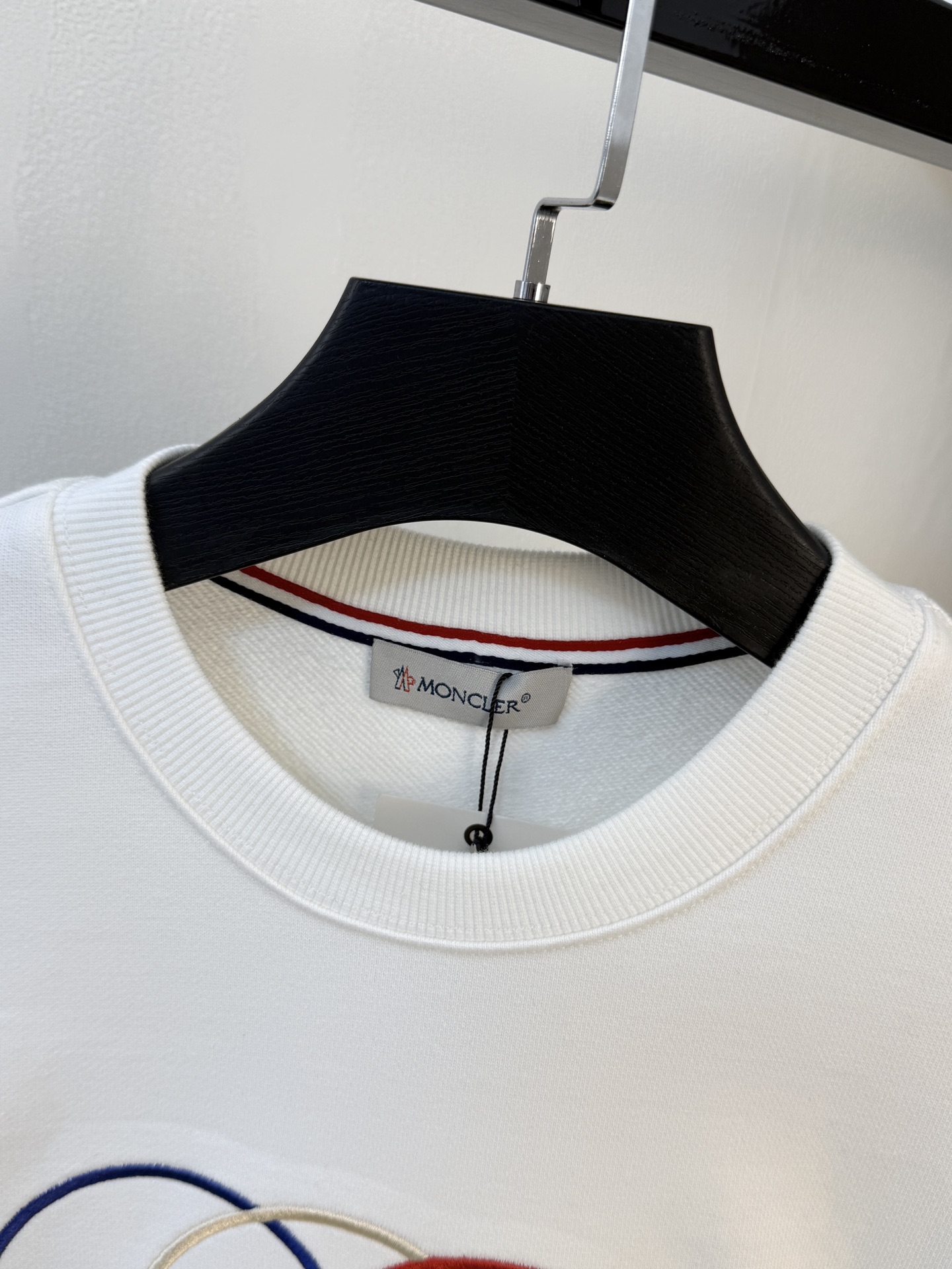 P蒙口25SS【新品】最新最顶级版本精美工艺圆领卫衣，最顶级的品质专柜原单套头衫，顶级制作工艺进口面料，