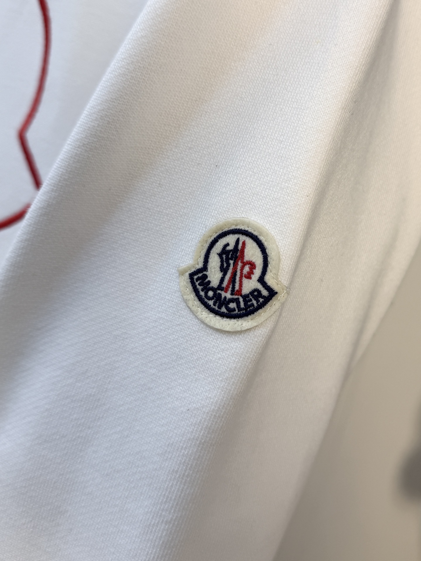 P蒙口25SS【新品】最新最顶级版本精美工艺圆领卫衣，最顶级的品质专柜原单套头衫，顶级制作工艺进口面料，