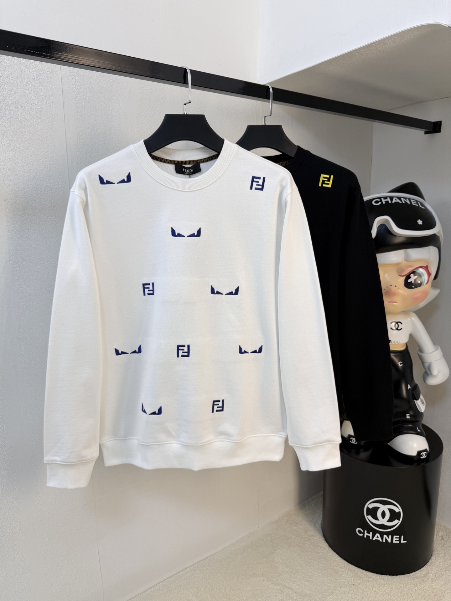 P芬迪25SS【新品】最新最顶级版本精美工艺圆领卫衣，最顶级的品质专柜原单套头衫，顶级制作工艺进口面料，