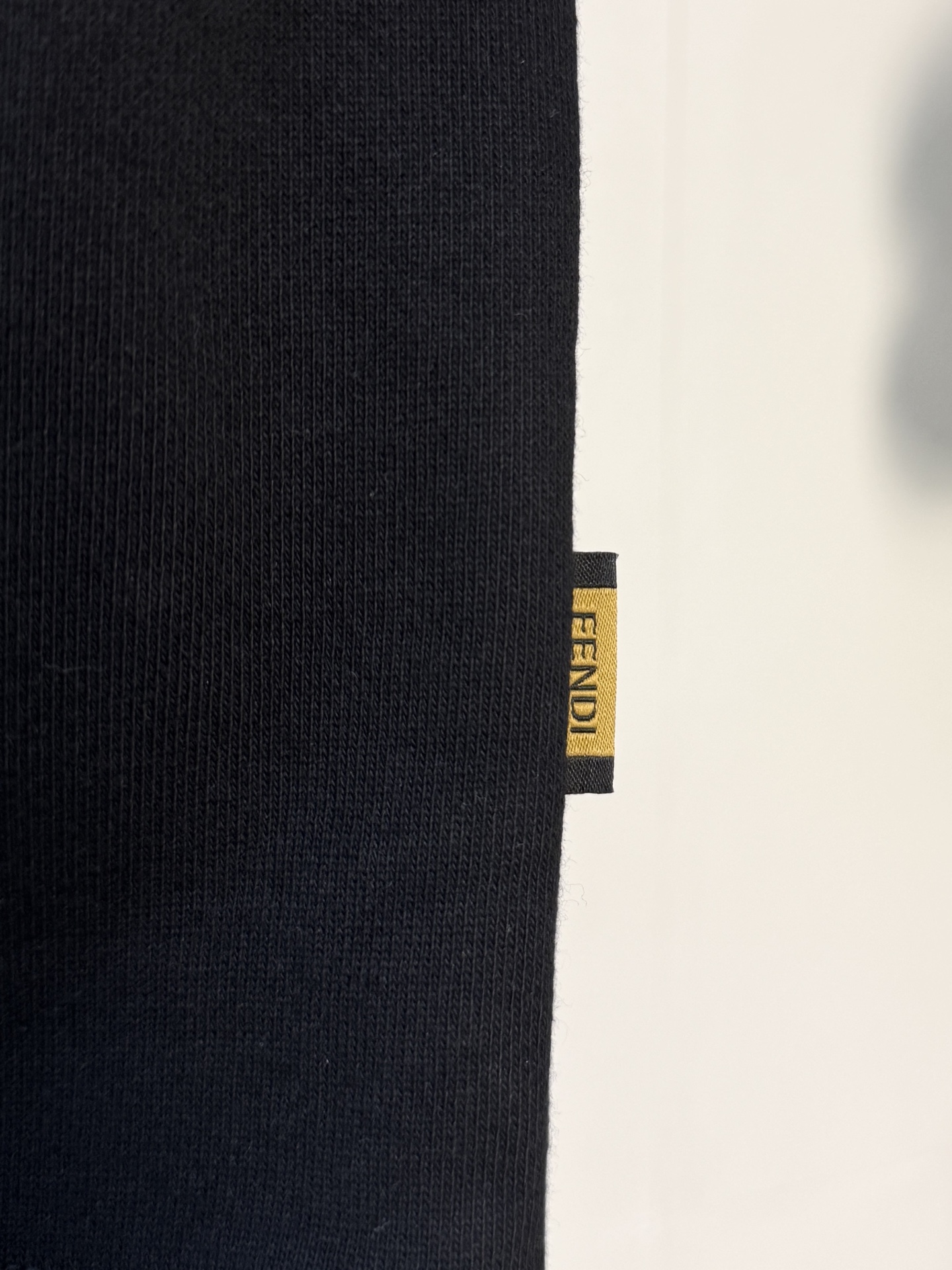 P芬迪25SS【新品】最新最顶级版本精美工艺圆领卫衣，最顶级的品质专柜原单套头衫，顶级制作工艺进口面料，