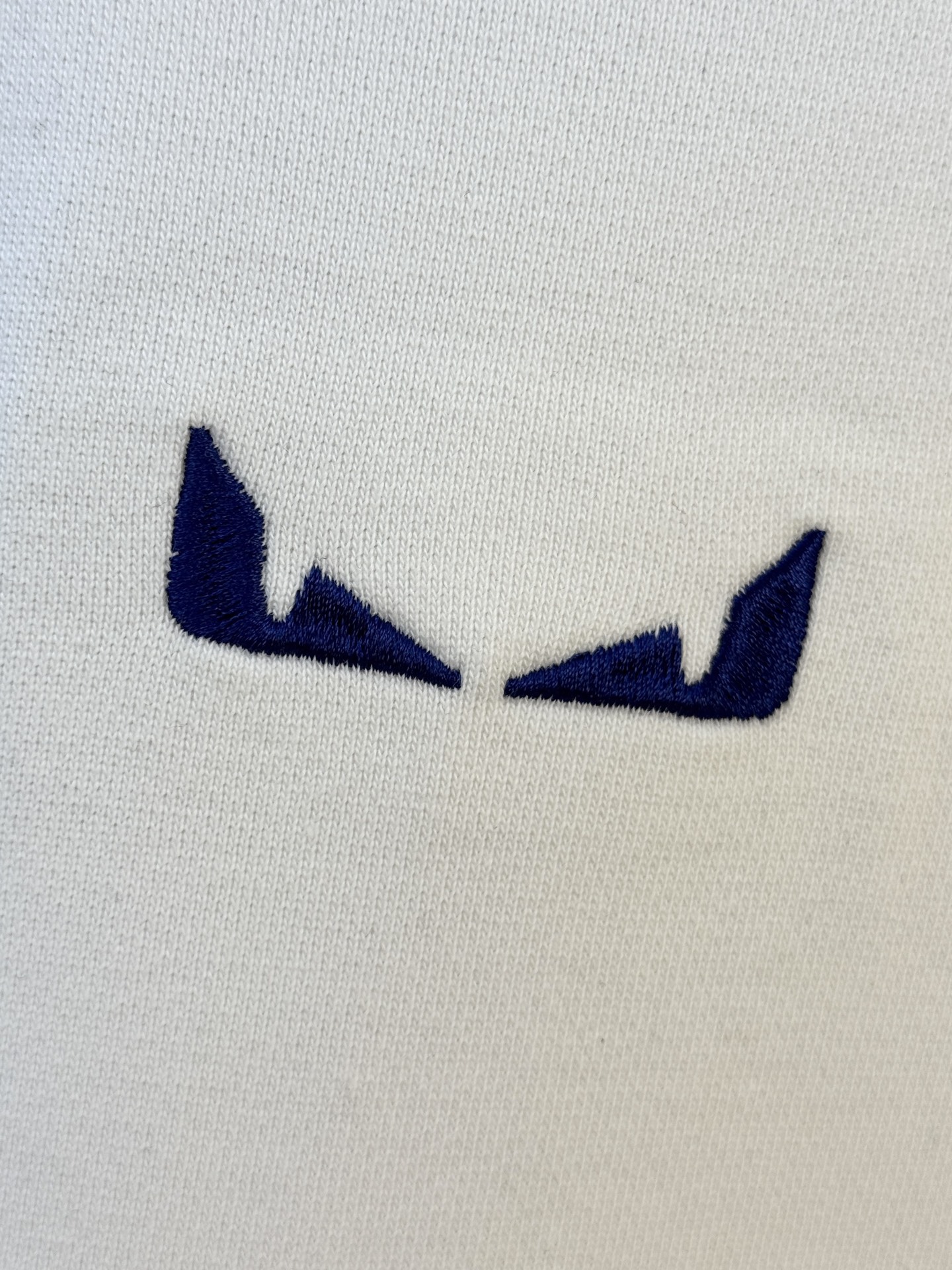 P芬迪25SS【新品】最新最顶级版本精美工艺圆领卫衣，最顶级的品质专柜原单套头衫，顶级制作工艺进口面料，