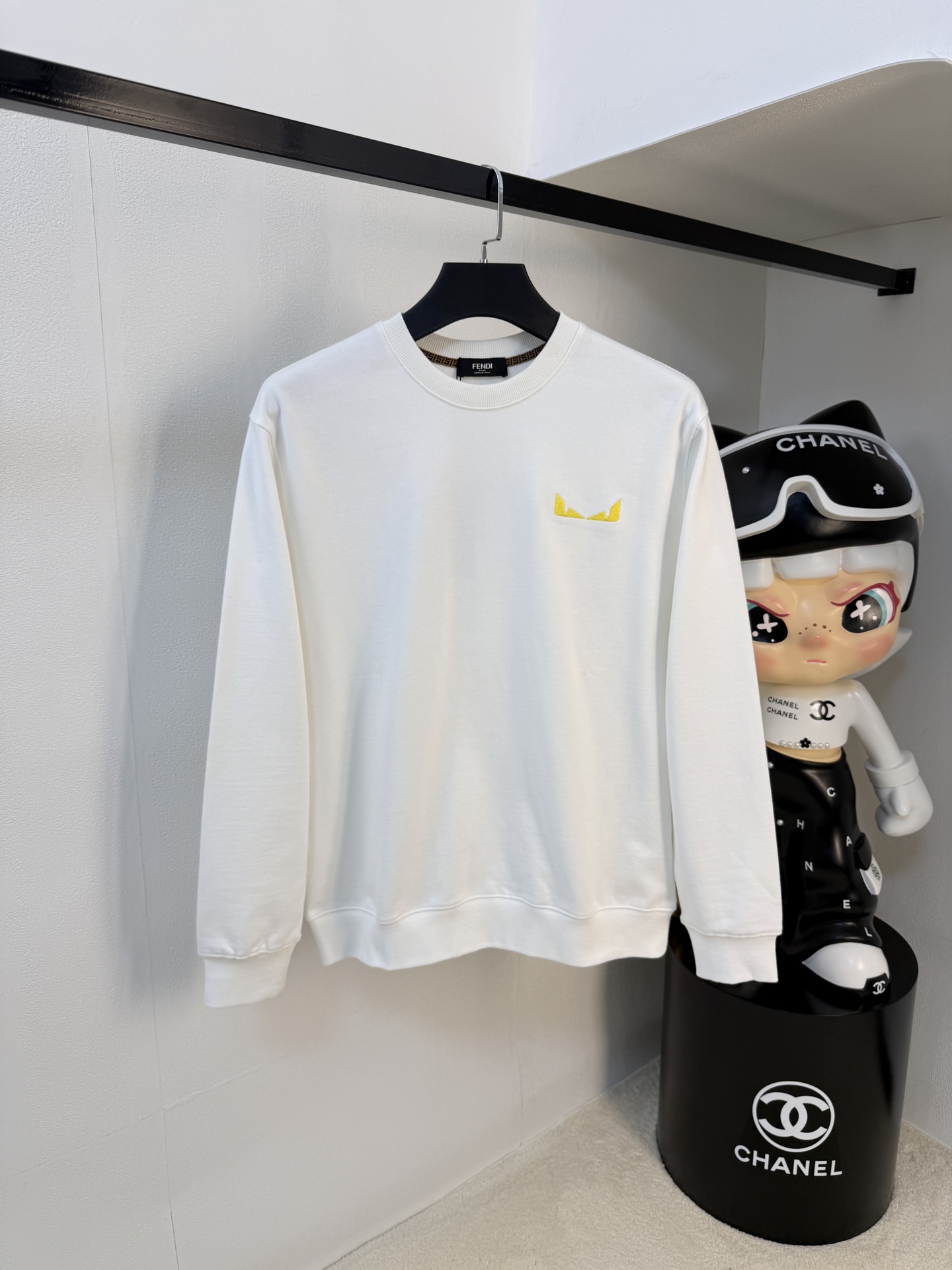 P芬迪25SS【新品】最新最顶级版本精美工艺圆领卫衣，最顶级的品质专柜原单套头衫，顶级制作工艺进口面料，