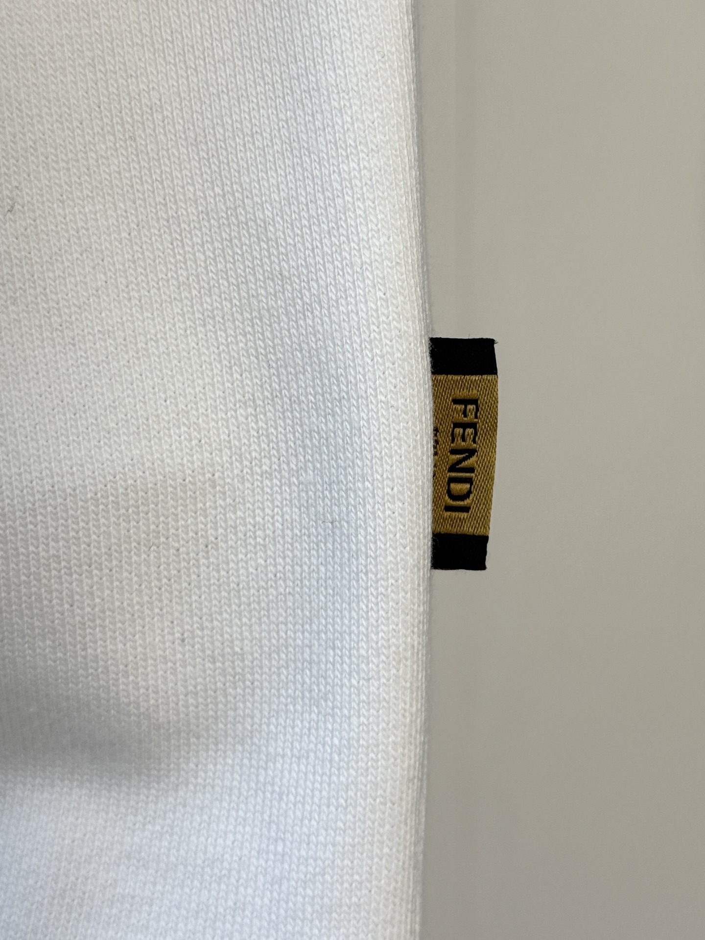 P芬迪25SS【新品】最新最顶级版本精美工艺圆领卫衣，最顶级的品质专柜原单套头衫，顶级制作工艺进口面料，