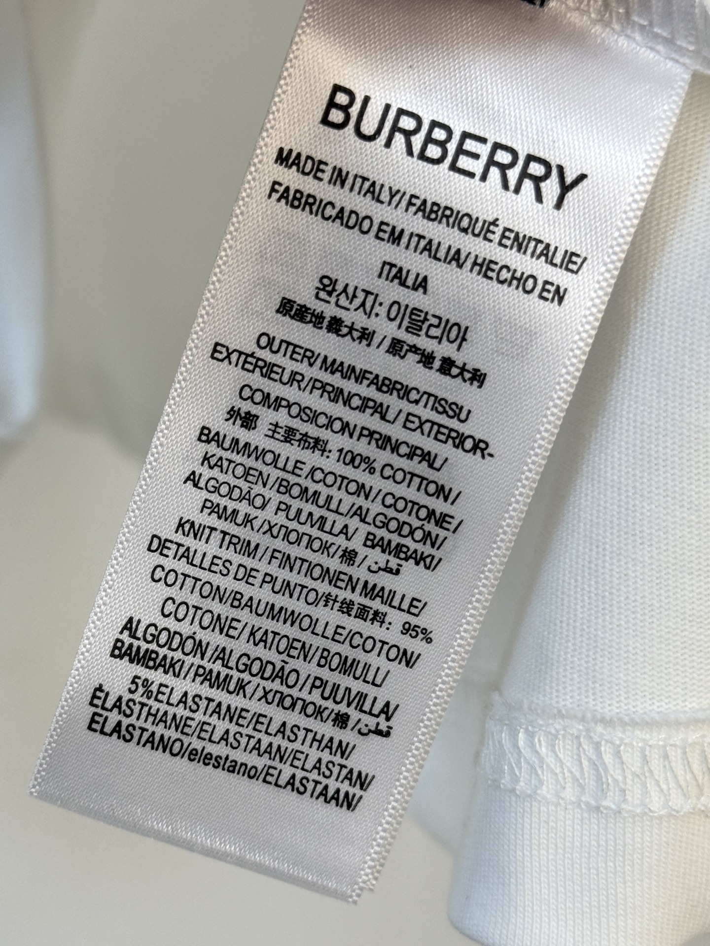 Burberry Men's White Long Sleeve T-Shirt with Logo Detail, Casual Style 7 i1760292714271 6484 0 5