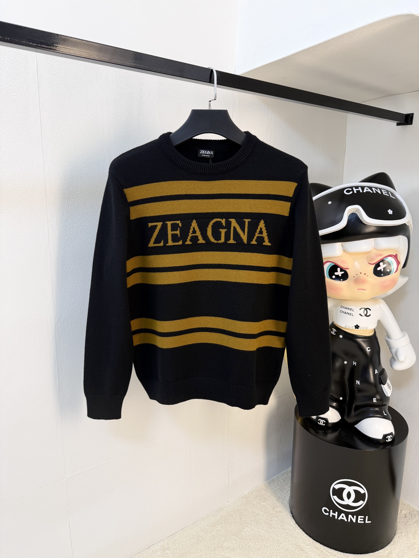 NO:572963,Ermenegildo Zegna 25ss Autumn and Winter [New Product] Sweater is exclusively for sale, imported original technical wool worsted!  The fine knitting is integrated, and the color mixed weaving is purely handmade. The grade is extremely high, highlighting the taste and luxury of clothing. The craftsmanship is exquisite!  Customized original craftsmanship threaded upper body, extremely handsome, purchasing agent level counter, same style for men and women, size S-XL,,zegna,sweaters,alexander wang19860909杰尼亚25ss秋冬【新品】毛衣专供狠货,进口原版科技羊毛精纺！精细针织一体,色彩混织纯手工技艺呈现 档次极高,凸显衣着品味与奢华 工艺精湛！定制原版工艺螺纹上身帅到爆,代购级别专柜男女同款 码数S-XL,,zegna,sweaters,alexander wang,Men's clothing