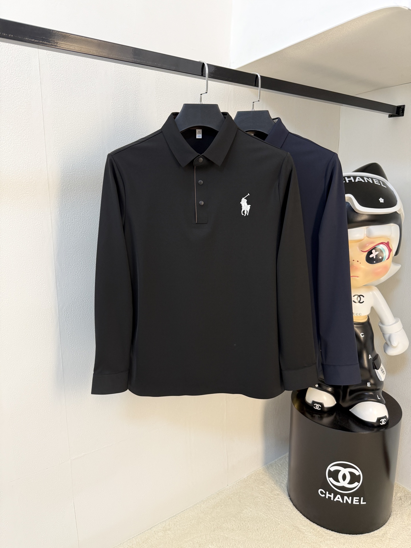 NO:613009,polo autumn and winter 25SS [new product] new long-sleeved T-shirt polo, the highest version for customers, custom-made high-end vermilion fabric, simple and fashionable style, color-blocked threads are super good-looking!  Simple and elegant style with classic logo!  Full of high-end sense, can be worn in all seasons. Simple European style official website is selling sizes M-3XL, tees, t-shirts, alexander wang19860909polo秋冬25SS【新品】新款长袖T恤polo,最高版本客供定制高端朱地面料简单时尚款,拼色螺纹超级好看！经典logo简单大方的款式！满满的高级感,四季可穿.简欧风格官网在售码数M-3XL,,tees，t-shirt,alexander wang,Men's clothing