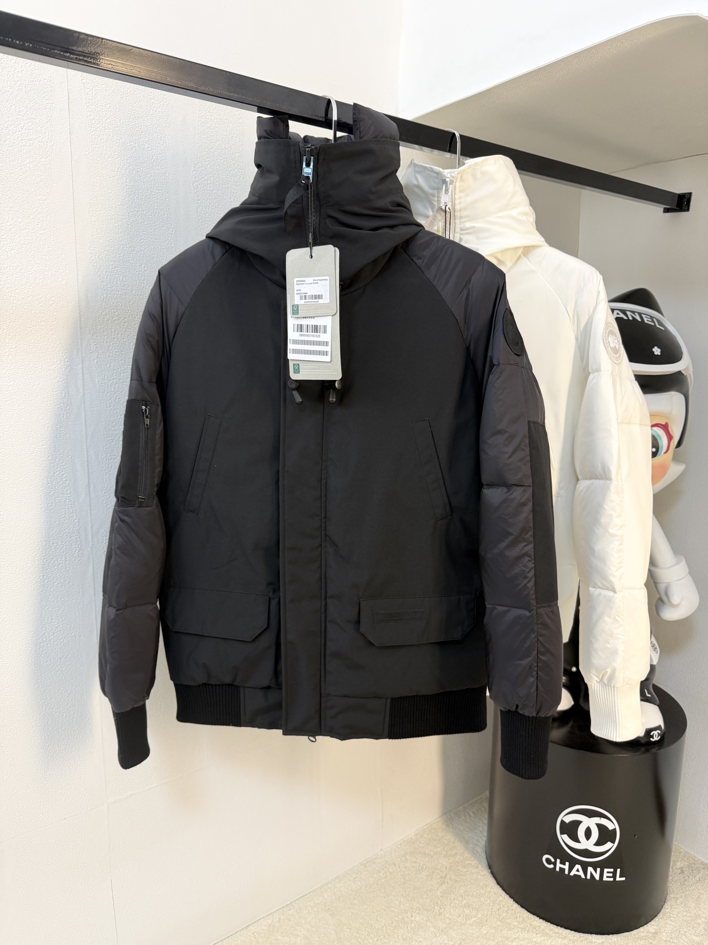 NO:600671,Canada Goose 25ss autumn and winter new goose down jacket original 1:1 custom-made hardware accessories are all imported and original customization. Welcome to compare at the counter. Absolutely high quality. Use top 95 fill-down goose down. Super soft. Fill-down is fluffy and full. Super-heavy fabric with perfect workmanship. Pay attention to the fabric is super comfortable. Exclusive model. Non-market goods. Same sizes for men and women. XS-2XL,,down jacket,alexander wang19860909加拿大鹅25ss秋冬新款鹅绒羽绒服原版1:1订制五金配件全进口原版定制 欢迎专柜对比 绝对的高品质 采用顶级95充绒量鹅绒 超柔软 充羽量蓬松饱满 超级重面料做工杠杠的版型完美 注意面料超舒服 独家款 非市场货 男女同款尺码XS-2XL,,down jacket,alexander wang,Men's clothing