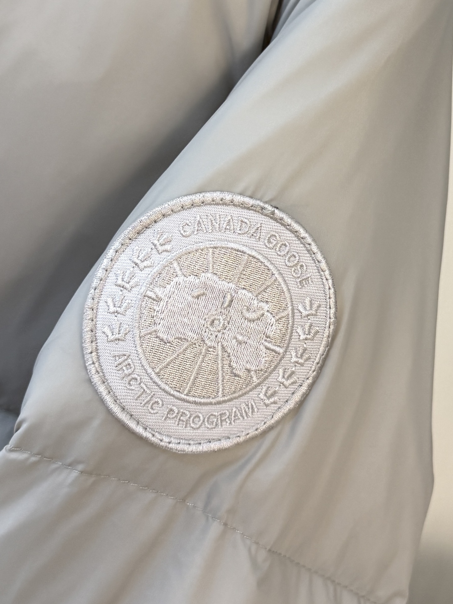 P 加拿大鹅 Canada Goose 秋冬新款羽绒服搭配毛衣 卫衣 保暖同时毫无束缚感采用国标95白鸭