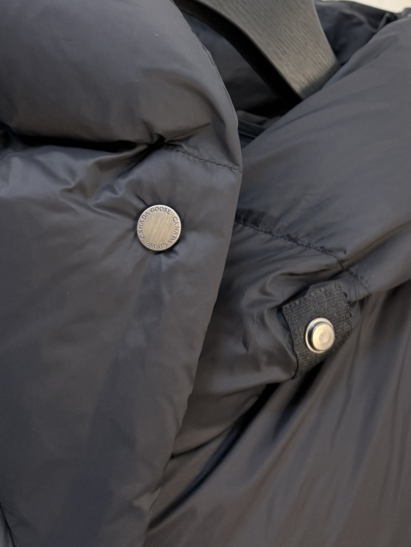 P 加拿大鹅 Canada Goose 秋冬新款羽绒服搭配毛衣 卫衣 保暖同时毫无束缚感采用国标95白鸭