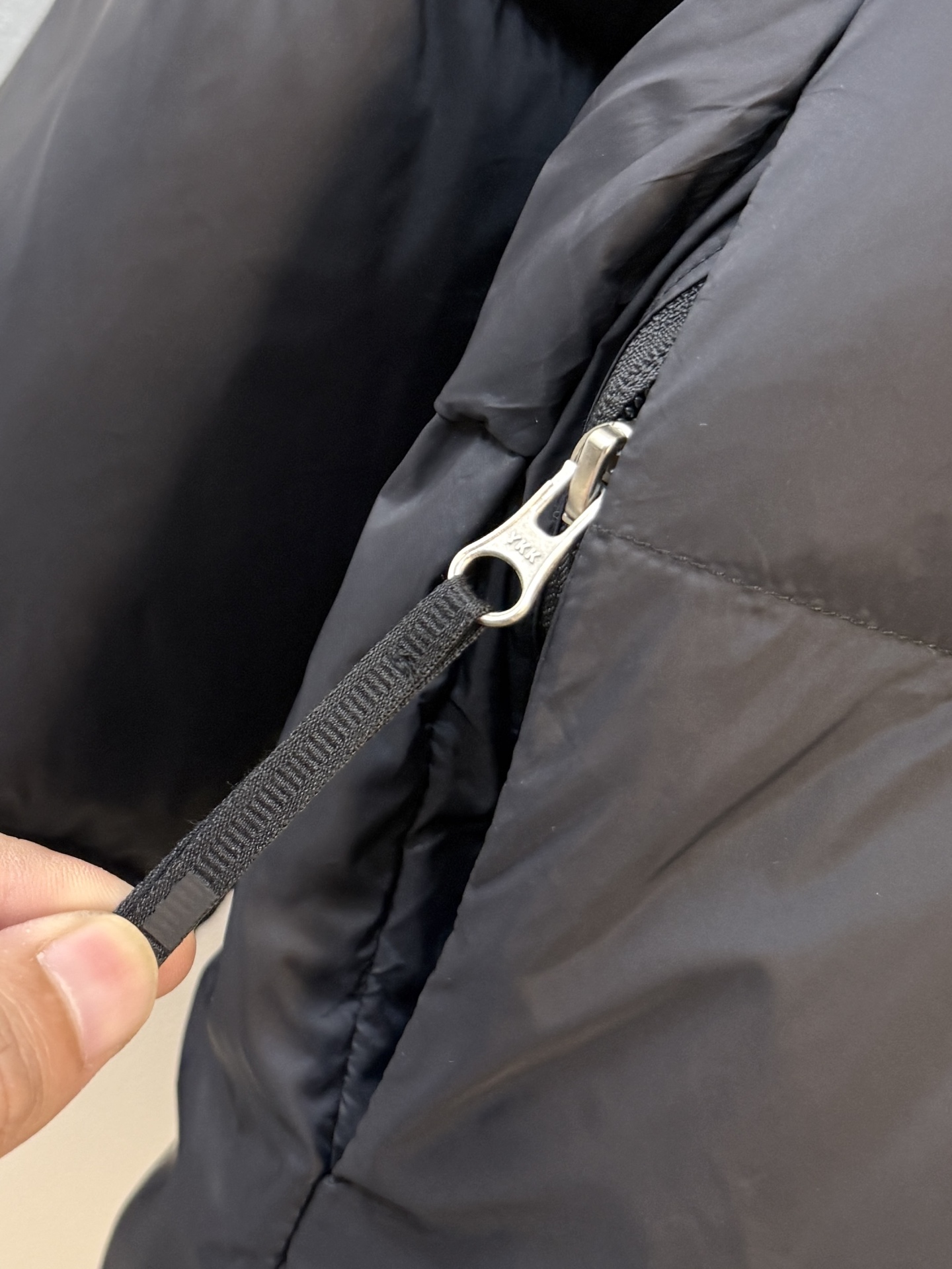 P 加拿大鹅 Canada Goose 秋冬新款羽绒服搭配毛衣 卫衣 保暖同时毫无束缚感采用国标95白鸭