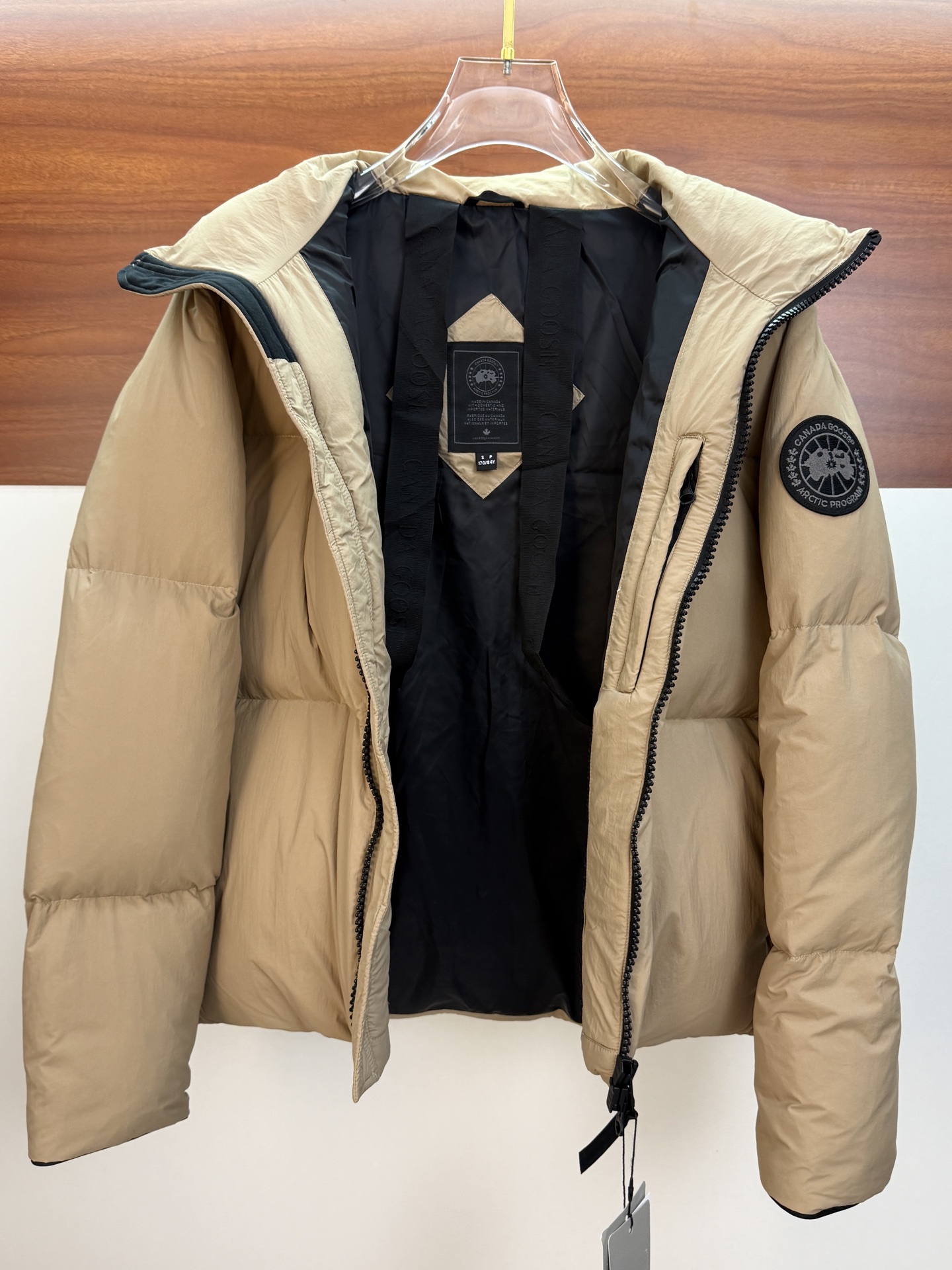 P 加拿大鹅 Canada Goose 秋冬新款羽绒服搭配毛衣 卫衣 保暖同时毫无束缚感采用国标95白鸭