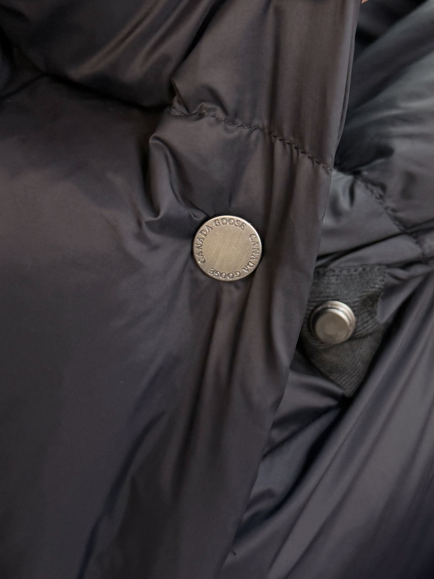 P 加拿大鹅 Canada Goose 秋冬新款羽绒服搭配毛衣 卫衣 保暖同时毫无束缚感采用国标95白鸭