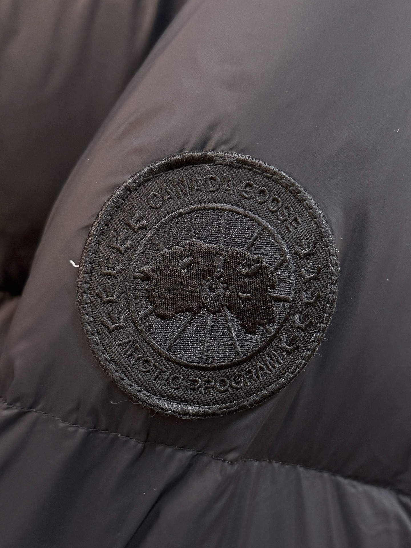 P 加拿大鹅 Canada Goose 秋冬新款羽绒服搭配毛衣 卫衣 保暖同时毫无束缚感采用国标95白鸭