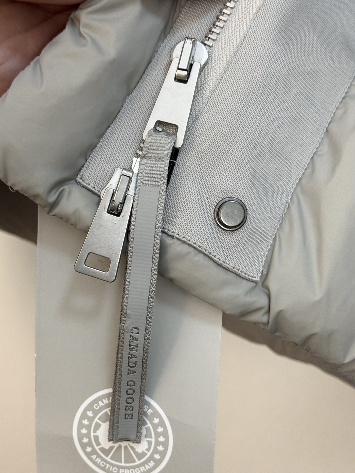 P 加拿大鹅 Canada Goose 秋冬新款羽绒服搭配毛衣 卫衣 保暖同时毫无束缚感采用国标95白鸭